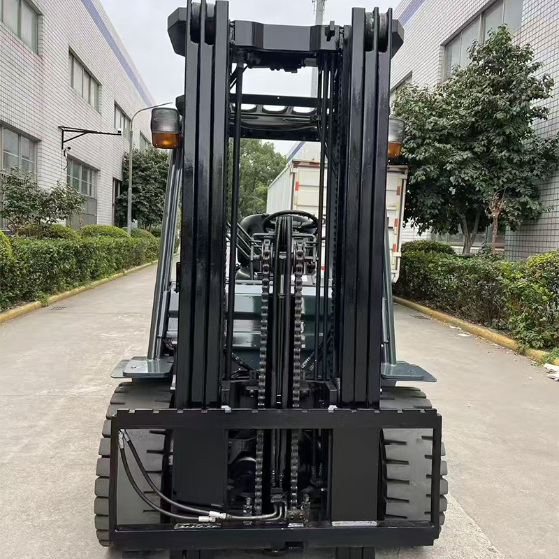 Heavy Duty Industrial Forklift