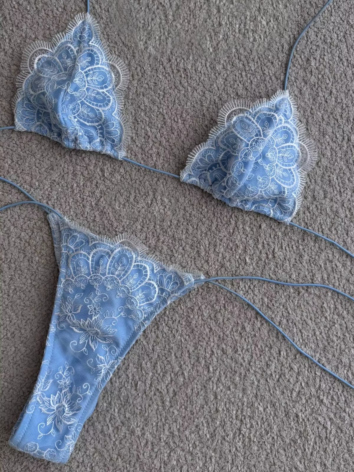 AZZURA
