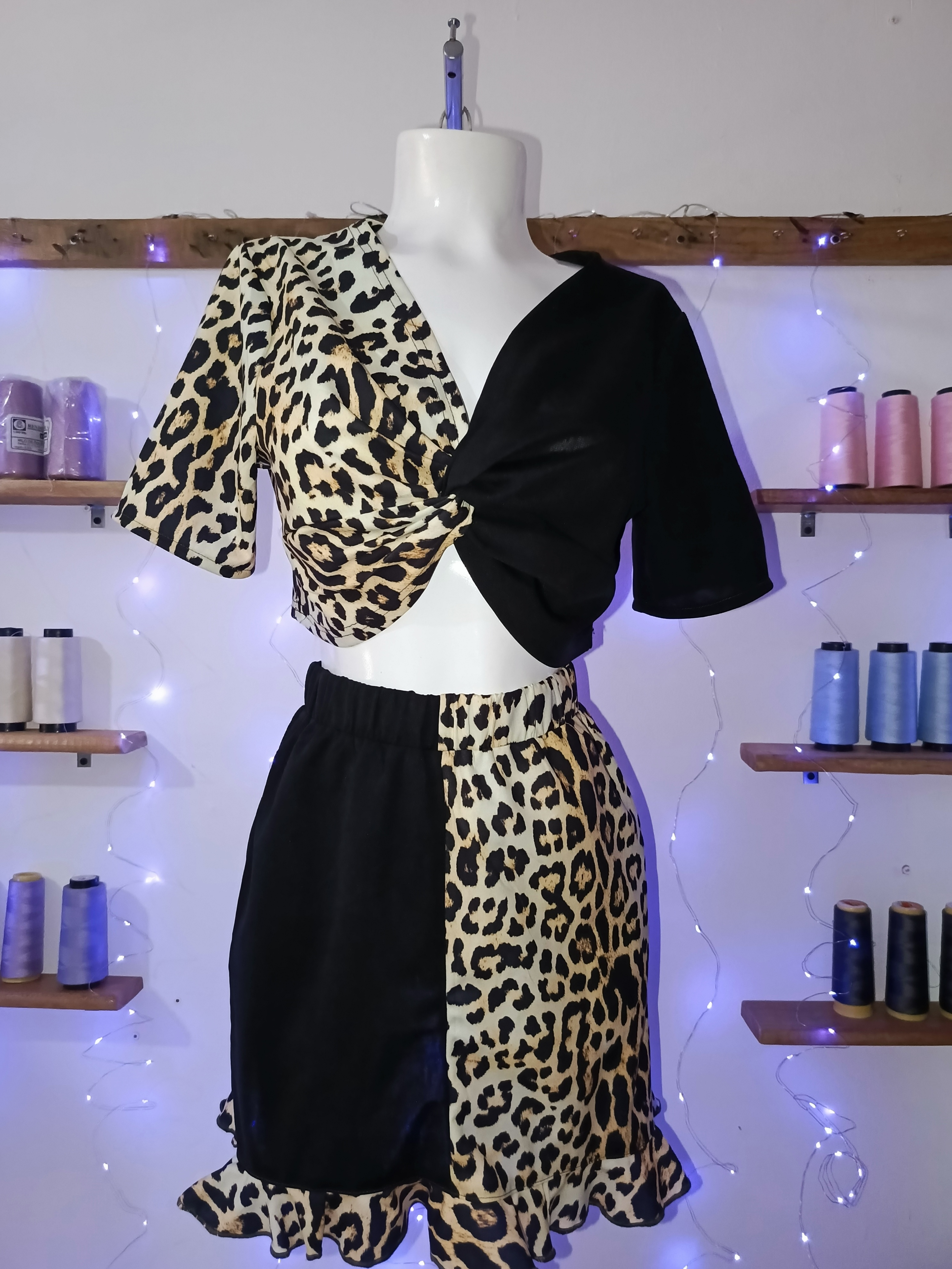 Conjunto Animal Print y Negro