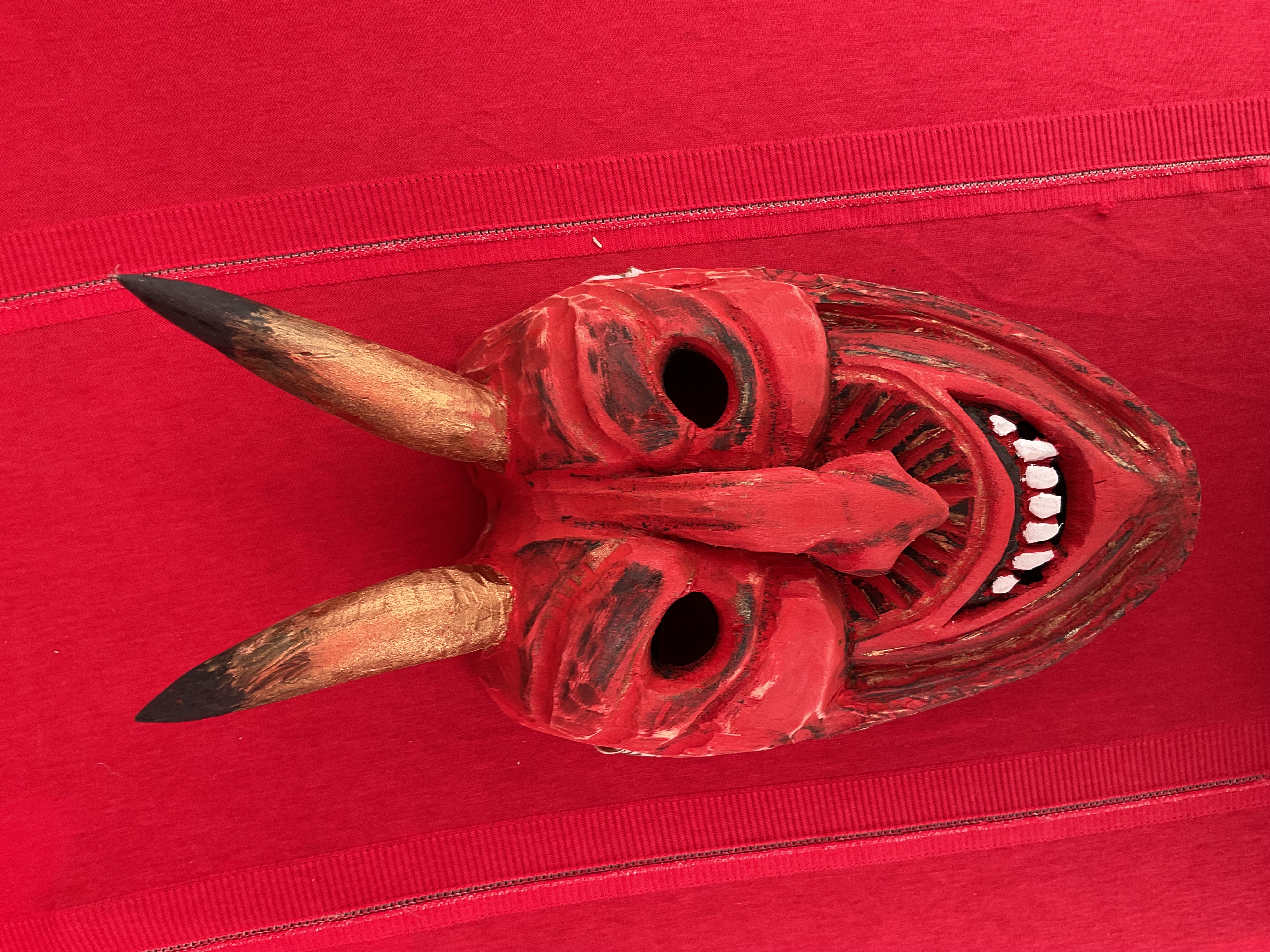 Máscara Artesanal de Diabo