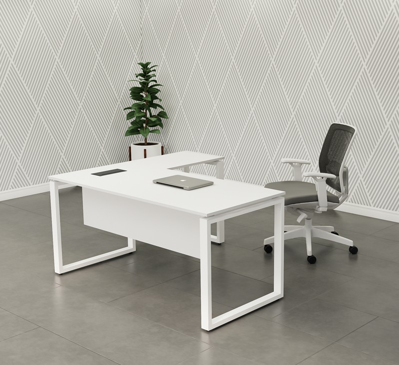 L Shape Workstations | Sizes160x160-150x150-140x140 | Fully Powder Coated Metal Legs | Provision of opening compter cables |