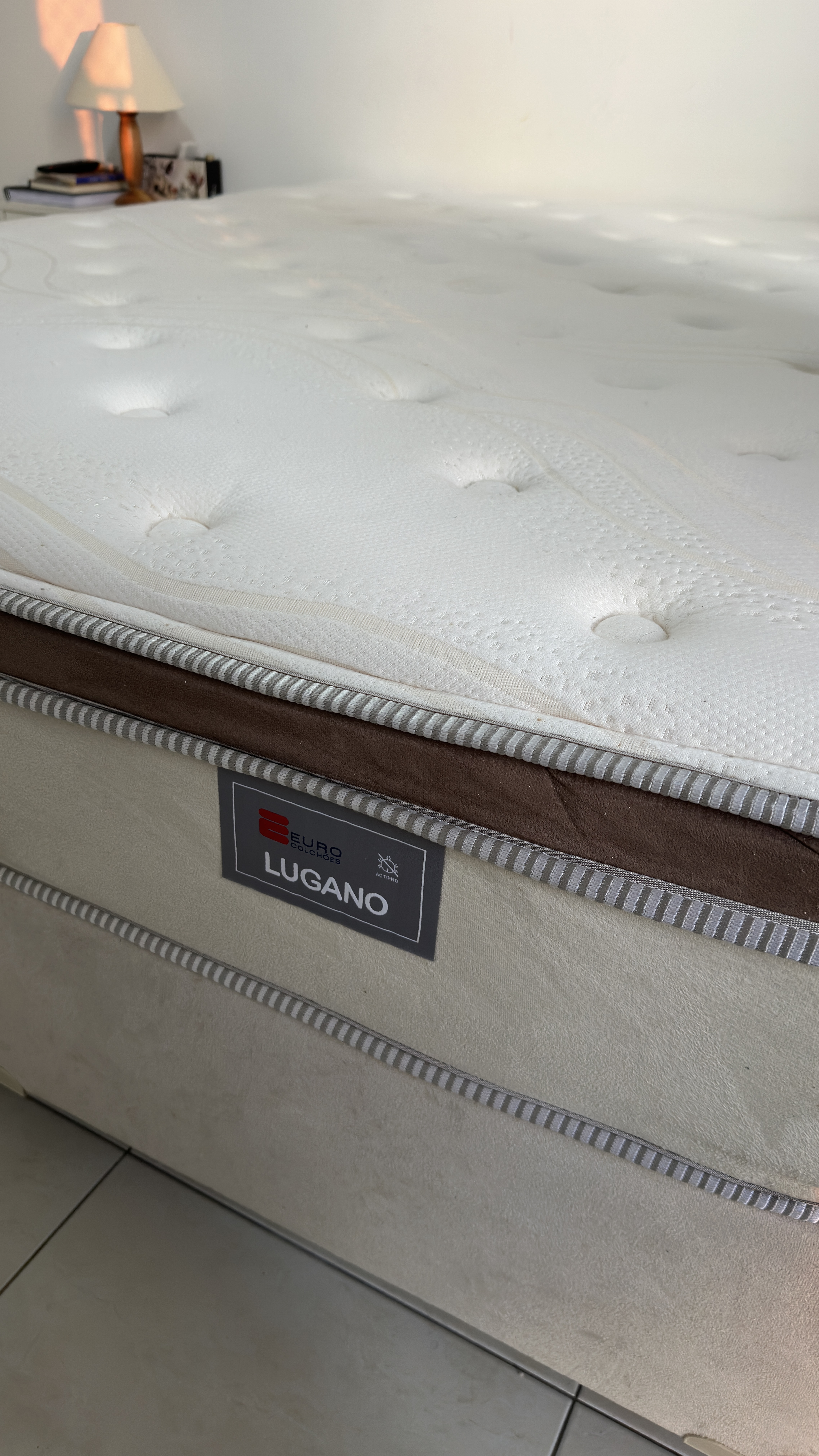 CAMA QUEEN - EURO COLCHÕES - MUITO BEM CUIDADA (SETEMBRO)