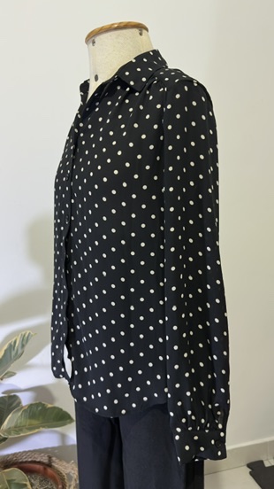 BLUSA / CAMISA DE BOTÃO - H&M - XS 