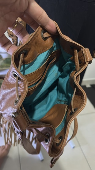 BOLSA DE COURO FRANJA M - VIA MIA