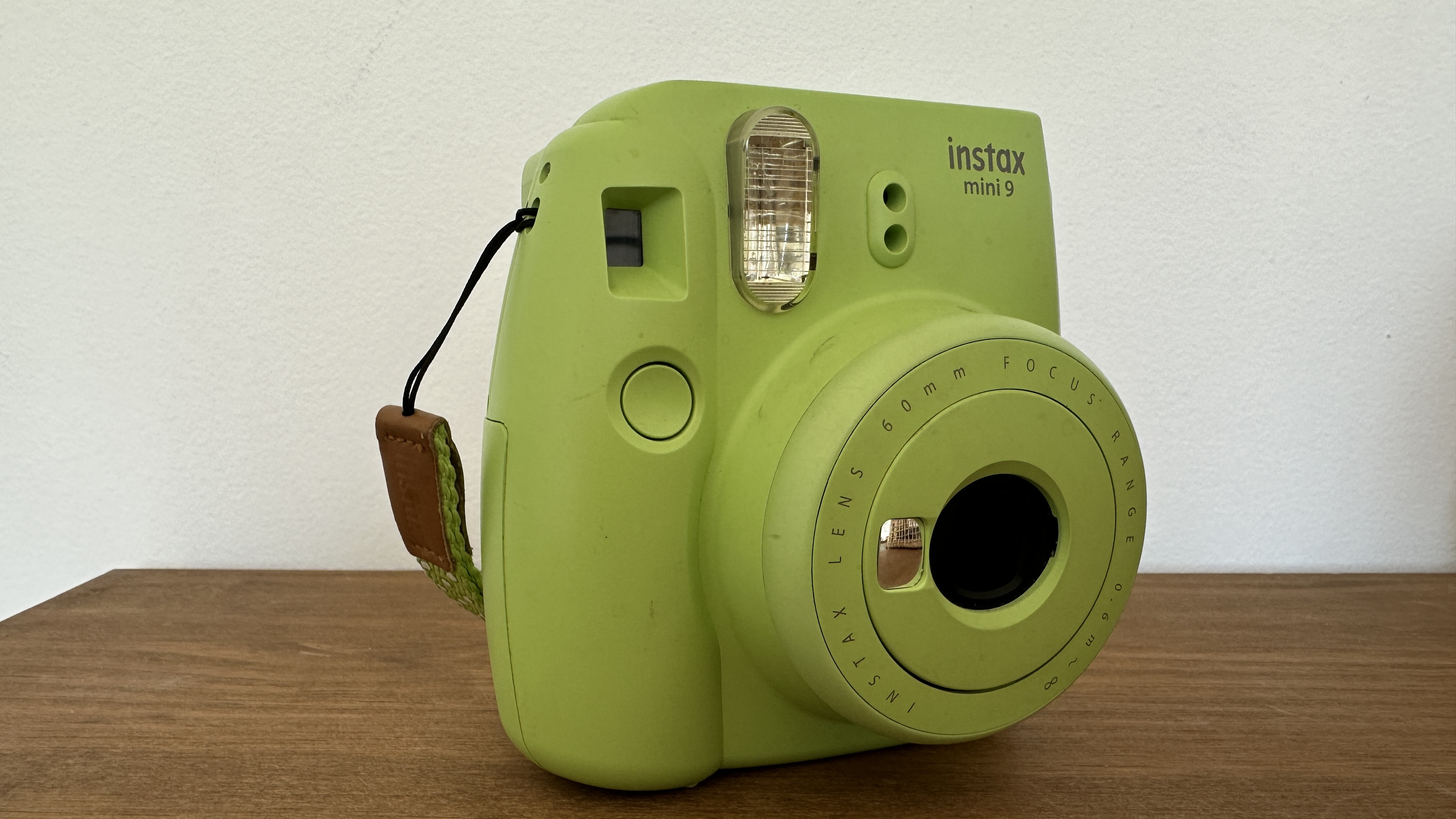 CÂMERA FUJIFILM INSTAX MINI 9 - ˜POLAROID˜