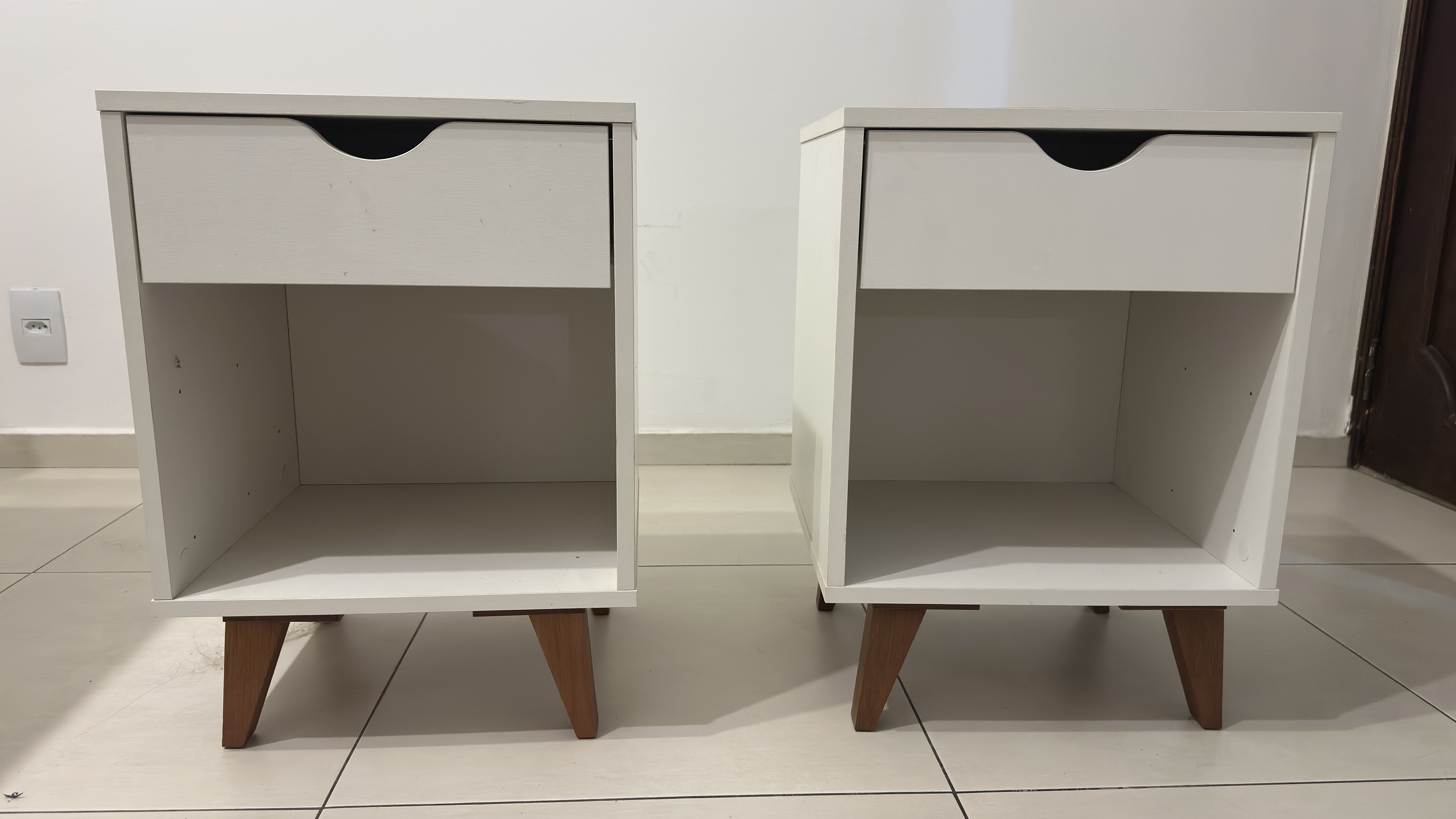 MESA DE CABECEIRA - MOBLY (2 unidades)
