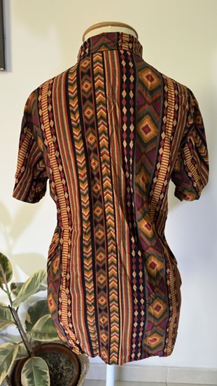 BLUSA / CAMISA DE BOTÃO ESTAMPADA - P