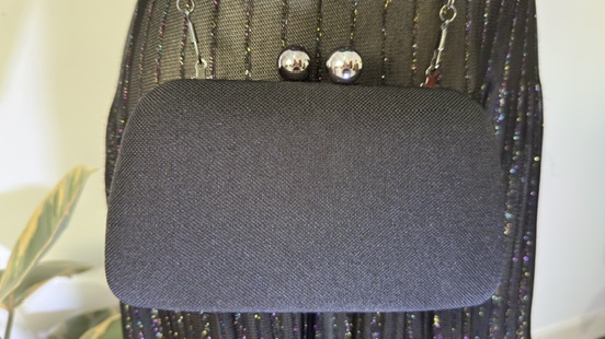 BOLSA CLUTCH PRETA