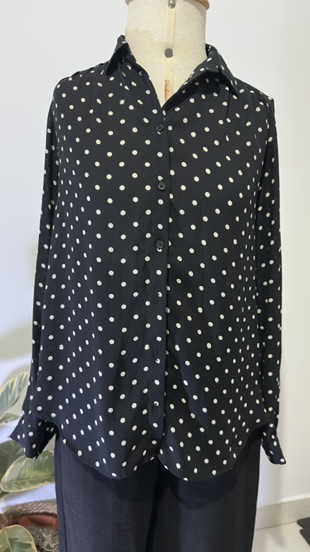 BLUSA / CAMISA DE BOTÃO - H&M - XS 