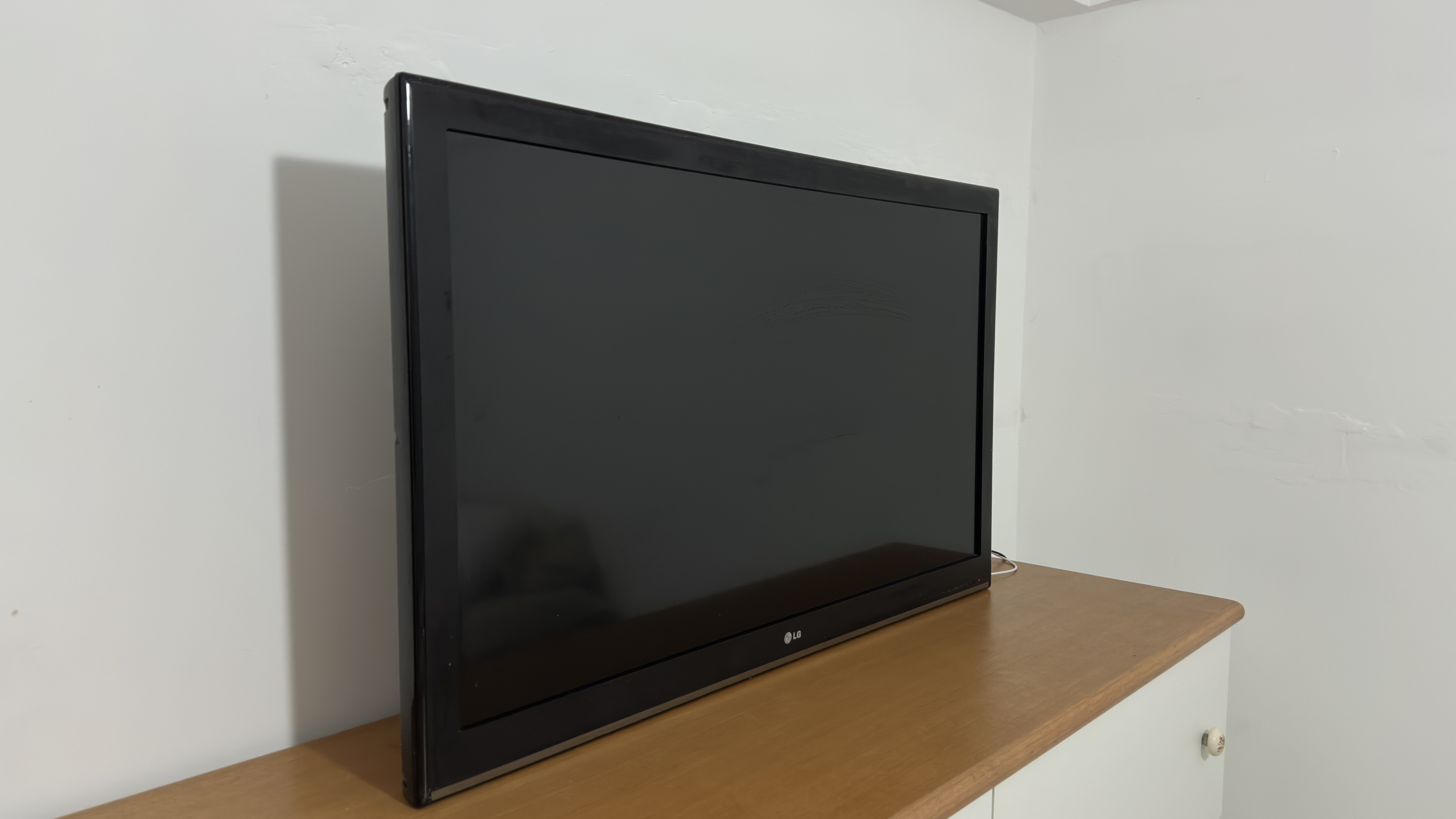 TV LG 42 POLEGADAS (NÃO É SMART)