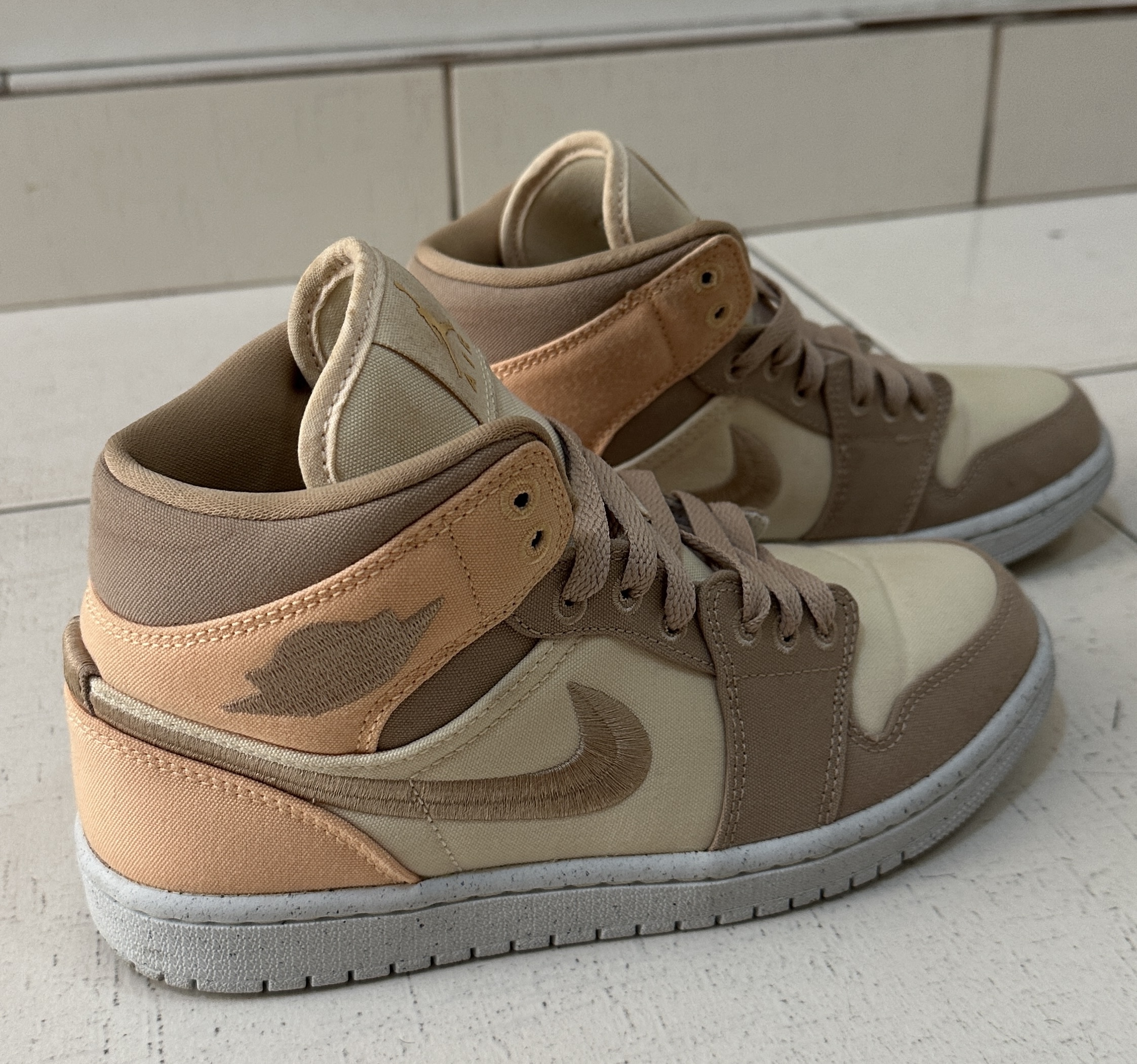 JORDAN 1 MID SE Canvas Khaki - tam 36 BR (7 USA)