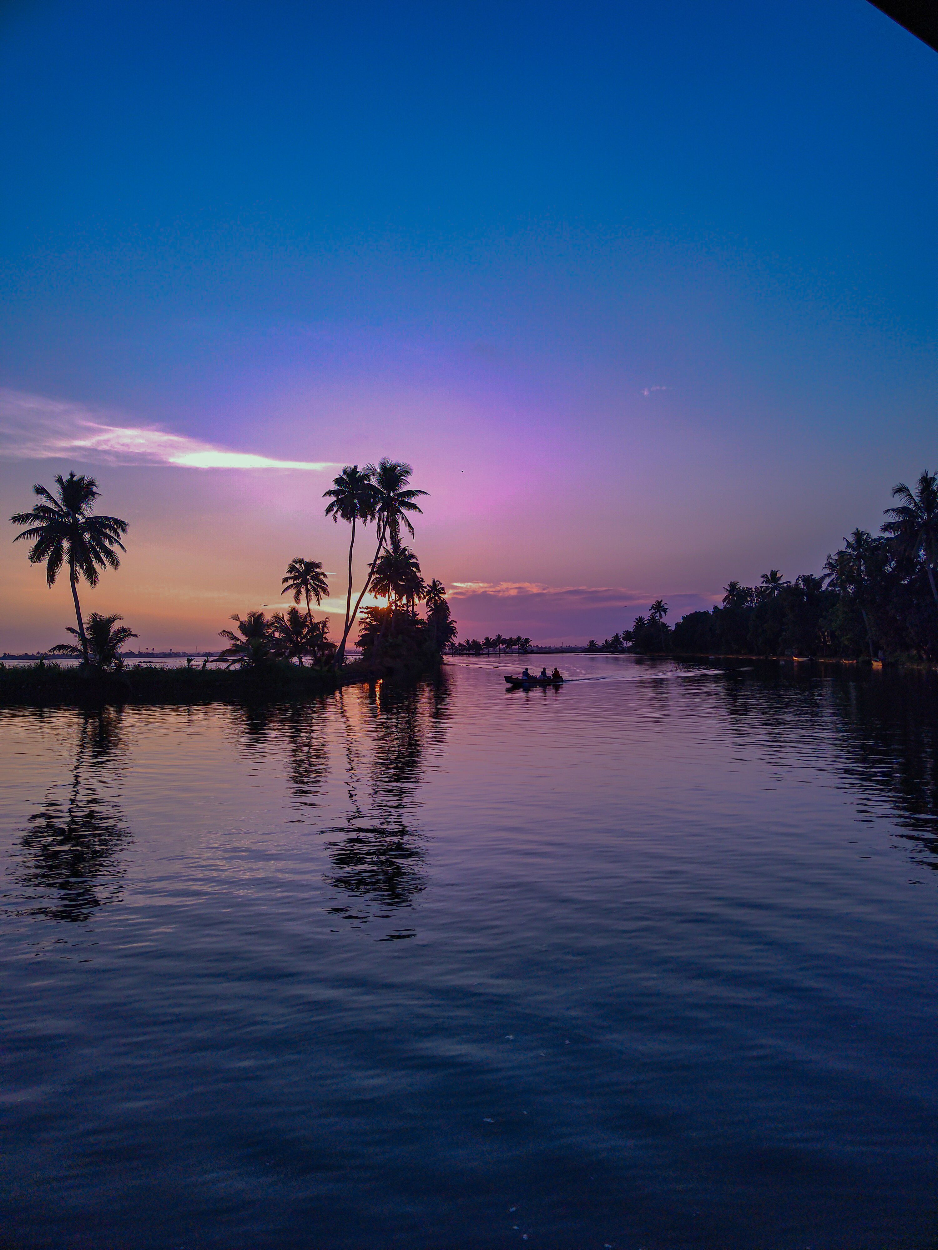 Kerala All-Inclusive Luxury Honeymoon & Family Tour