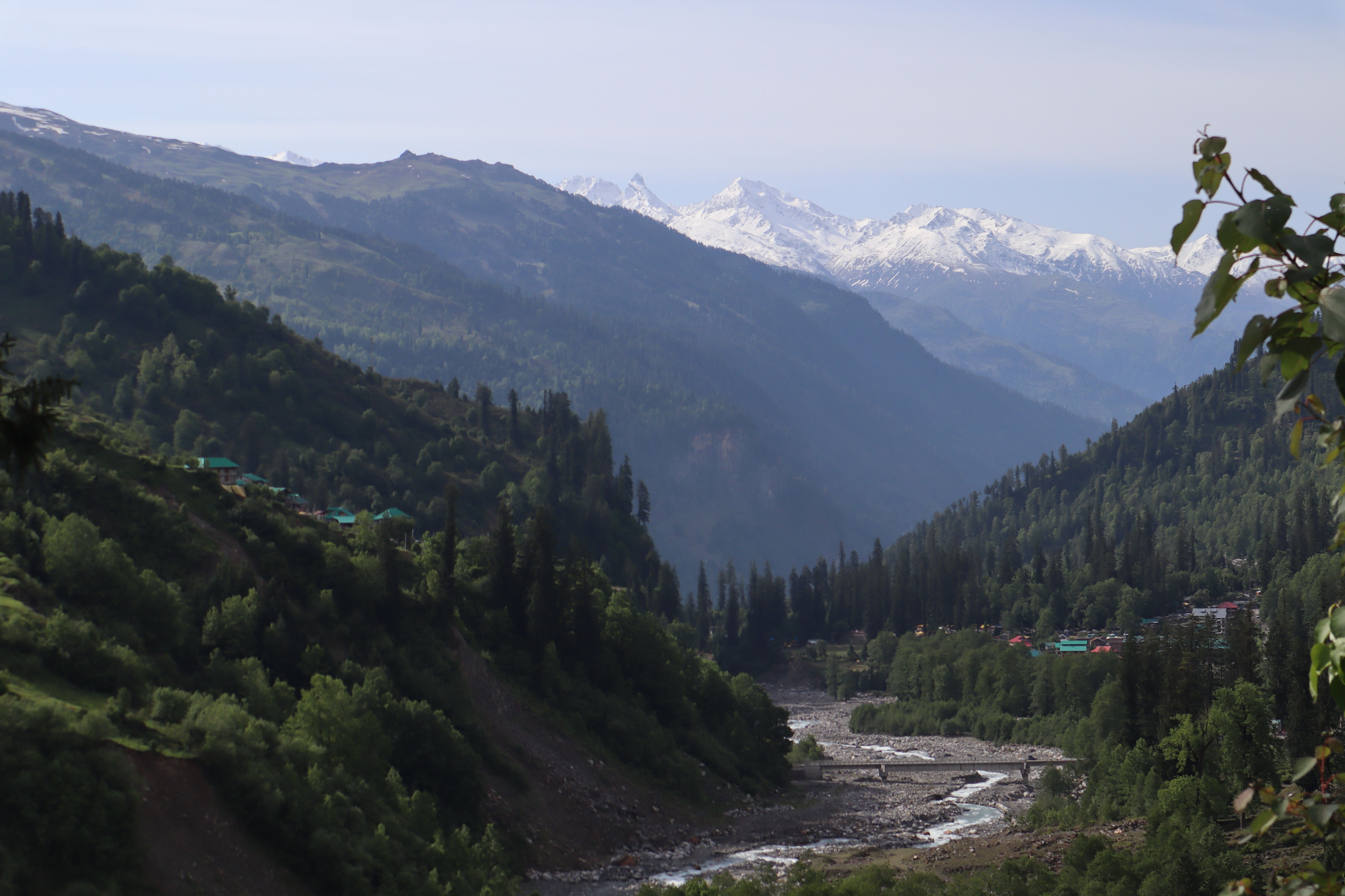 Manali Snow-View Premium Luxury Tour Package