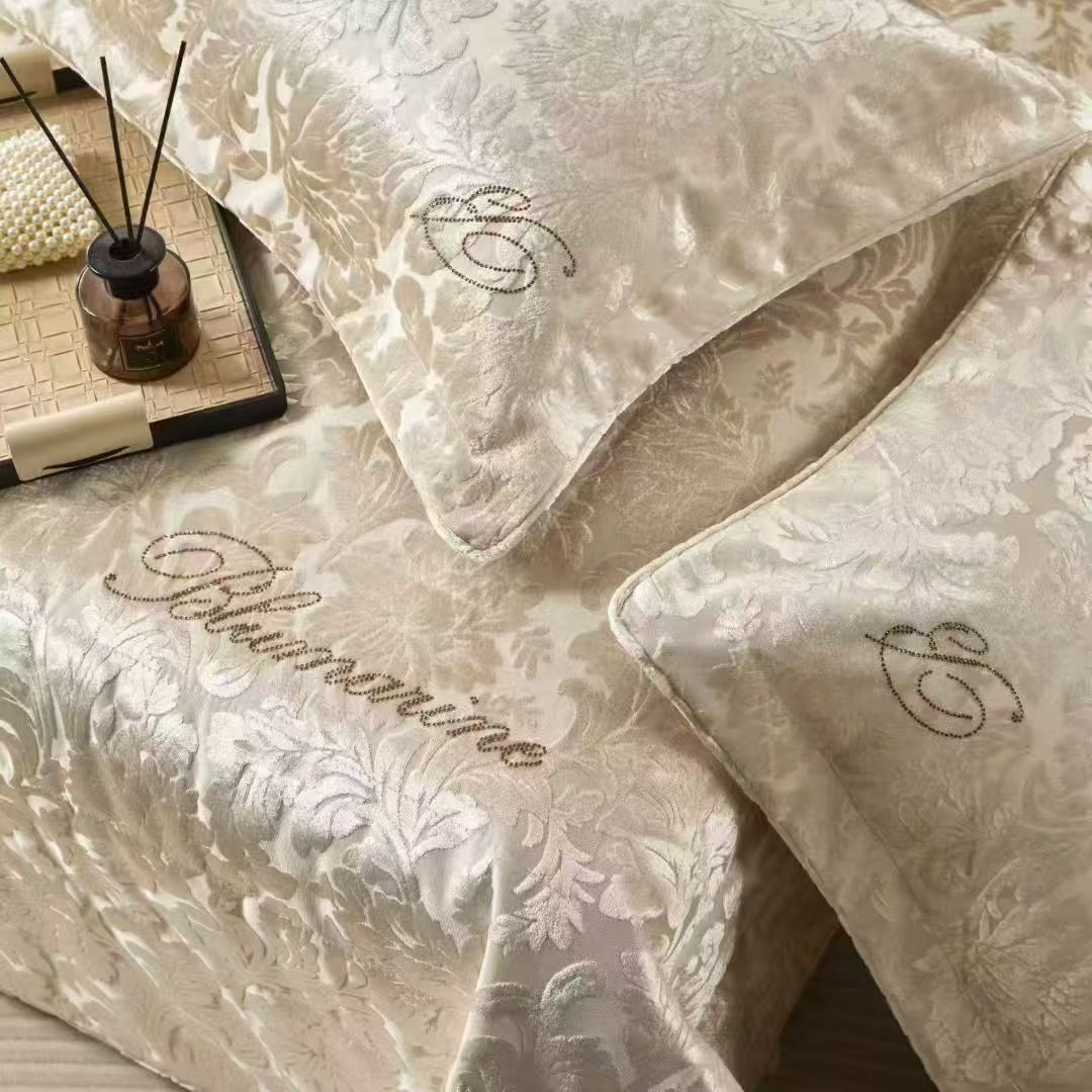  Blumarine velvet yataq dəsti lüksü evinizdə hiss edin