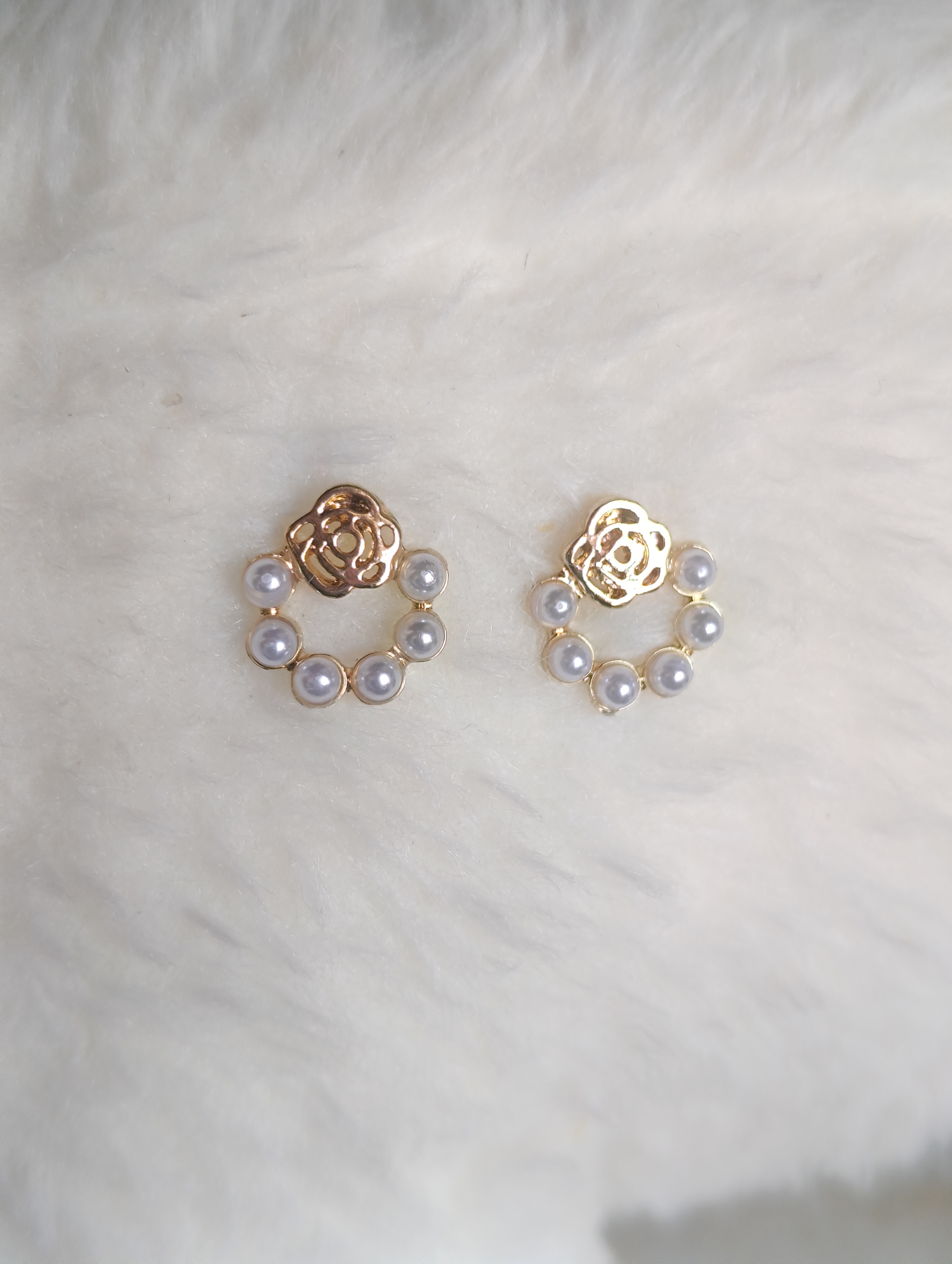 Elegant Pearl Stud Earrings