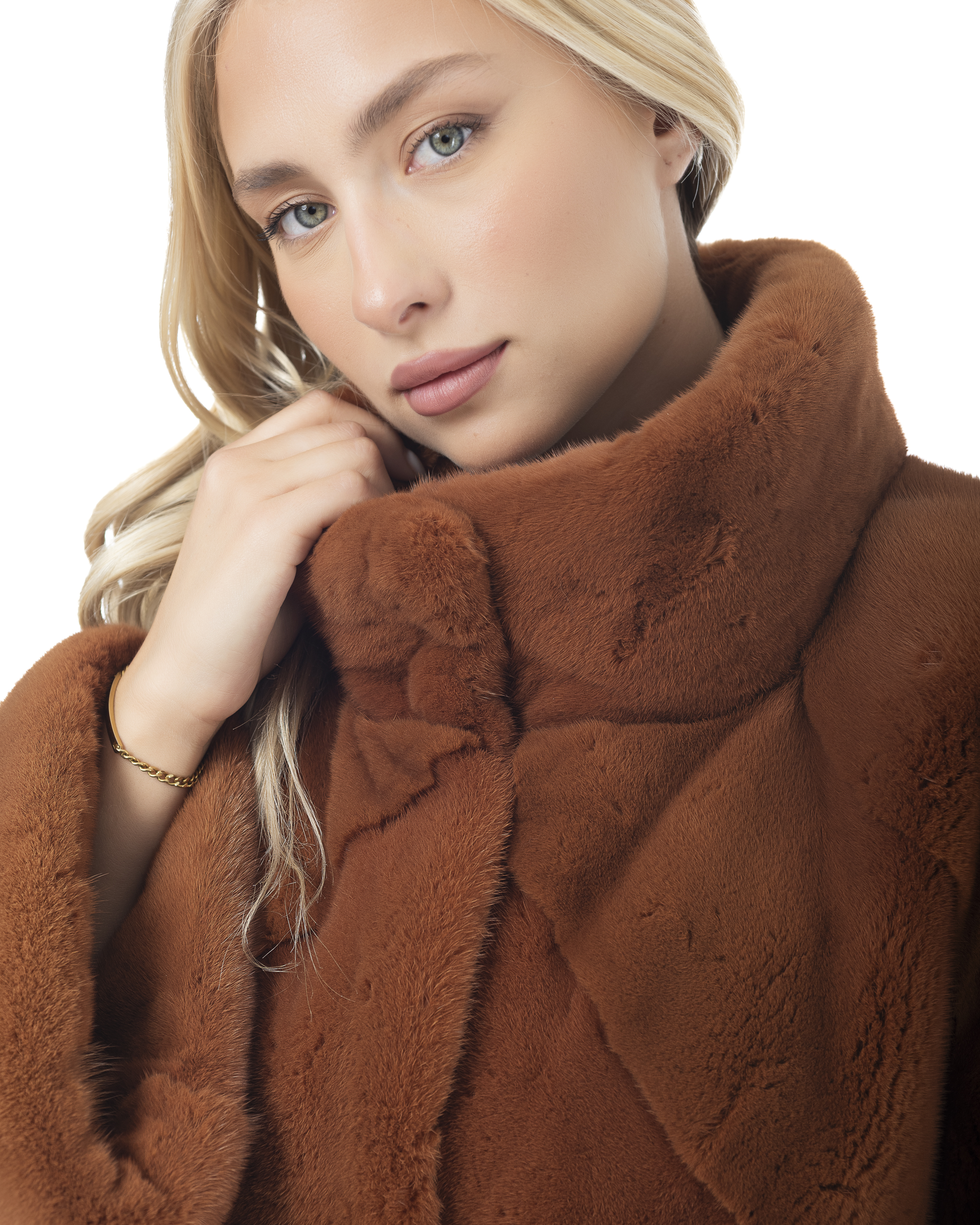 Vizon Red Brown colour Saga Royal