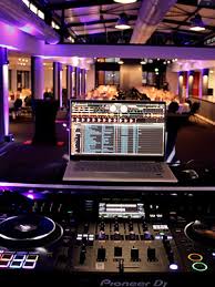 Dynam's Show