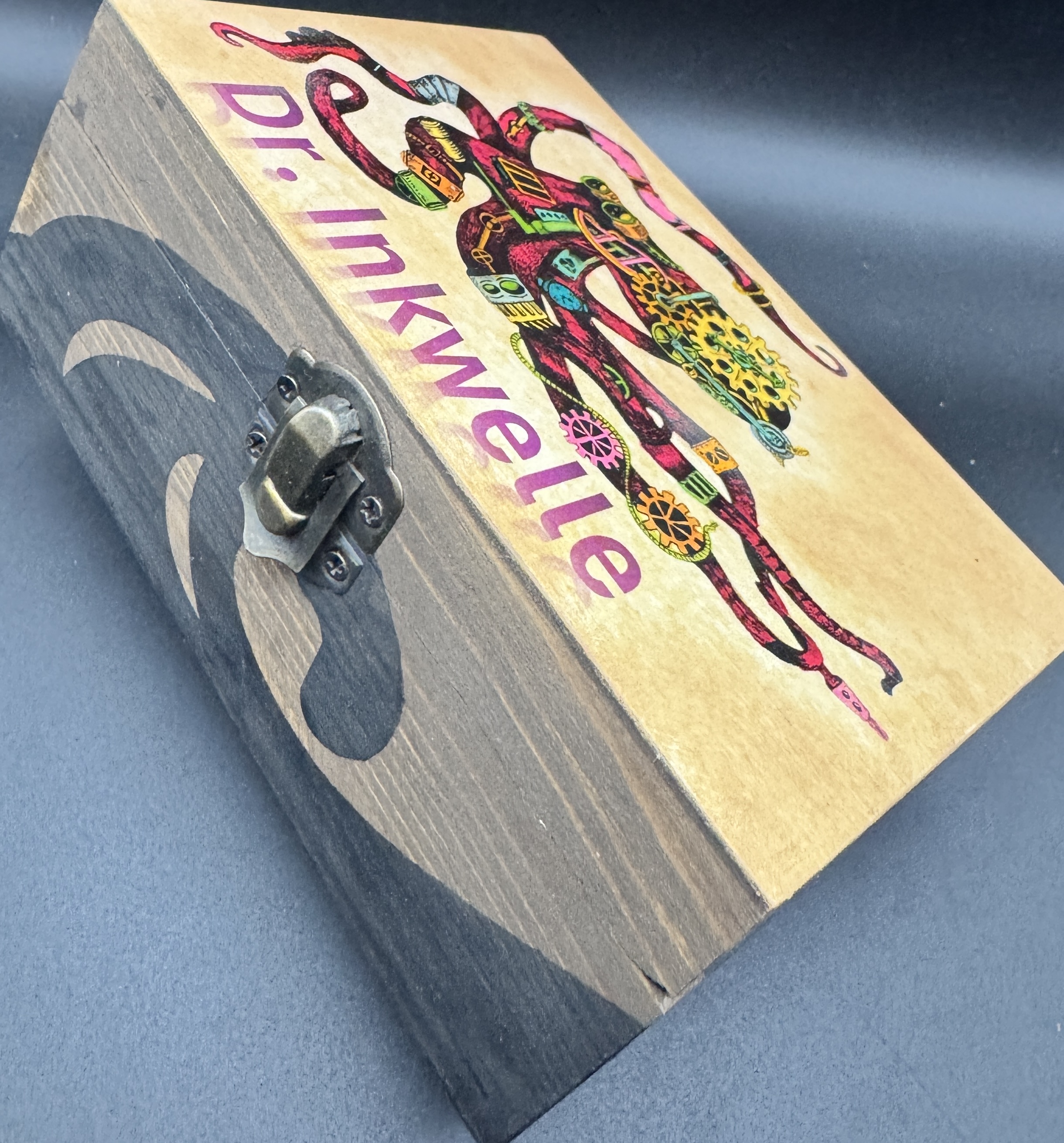 Familiar Bonding Box 