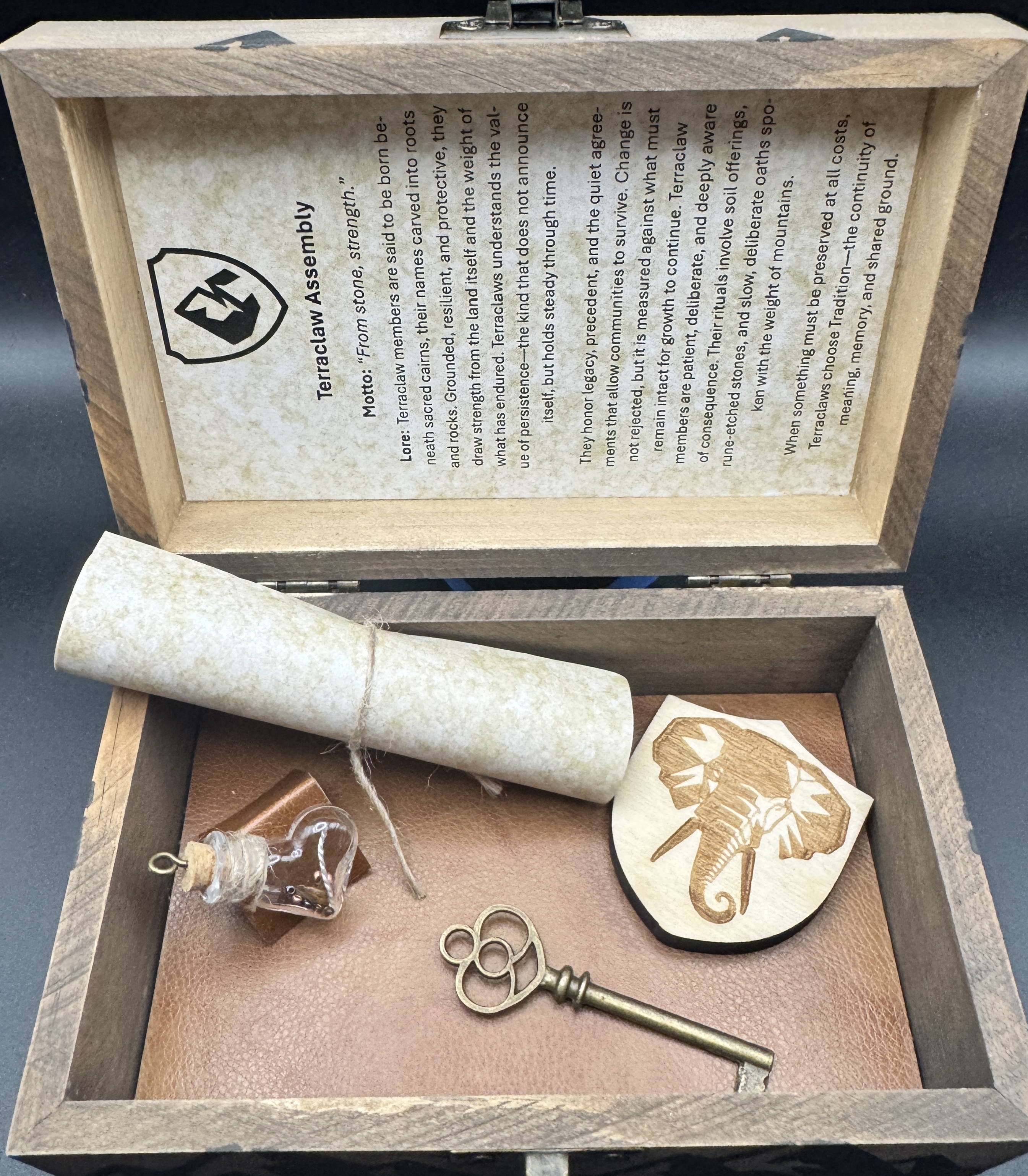 Familiar Bonding Box 