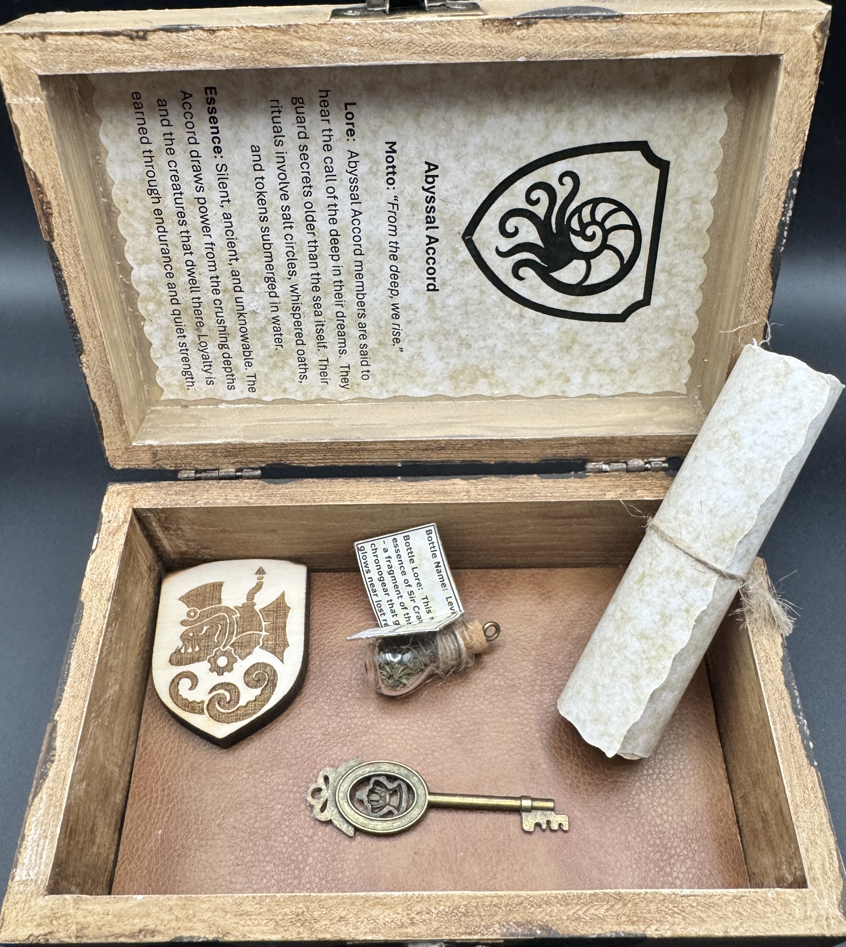 Familiar Bonding Box 