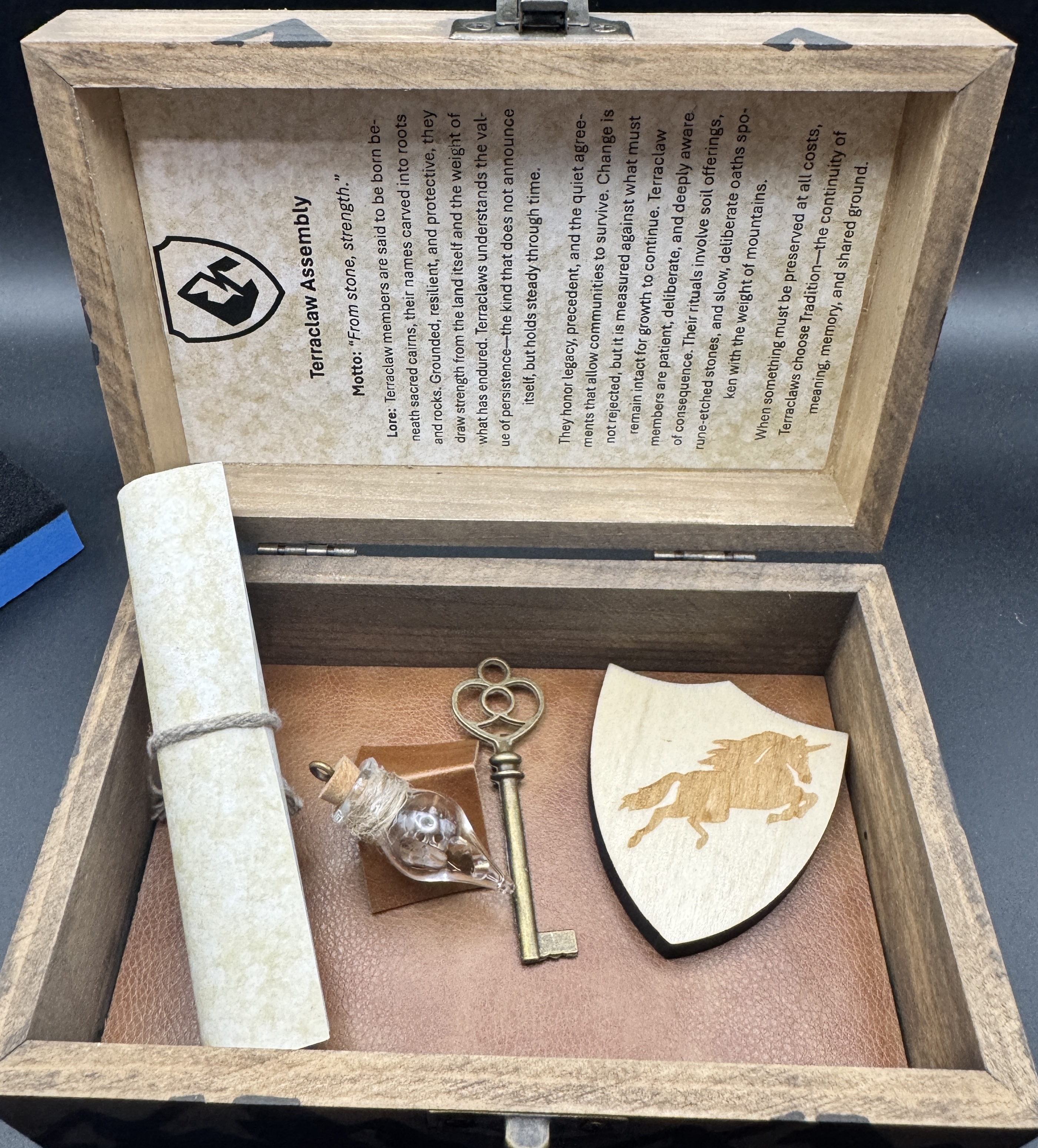 Familiar Bonding Box 