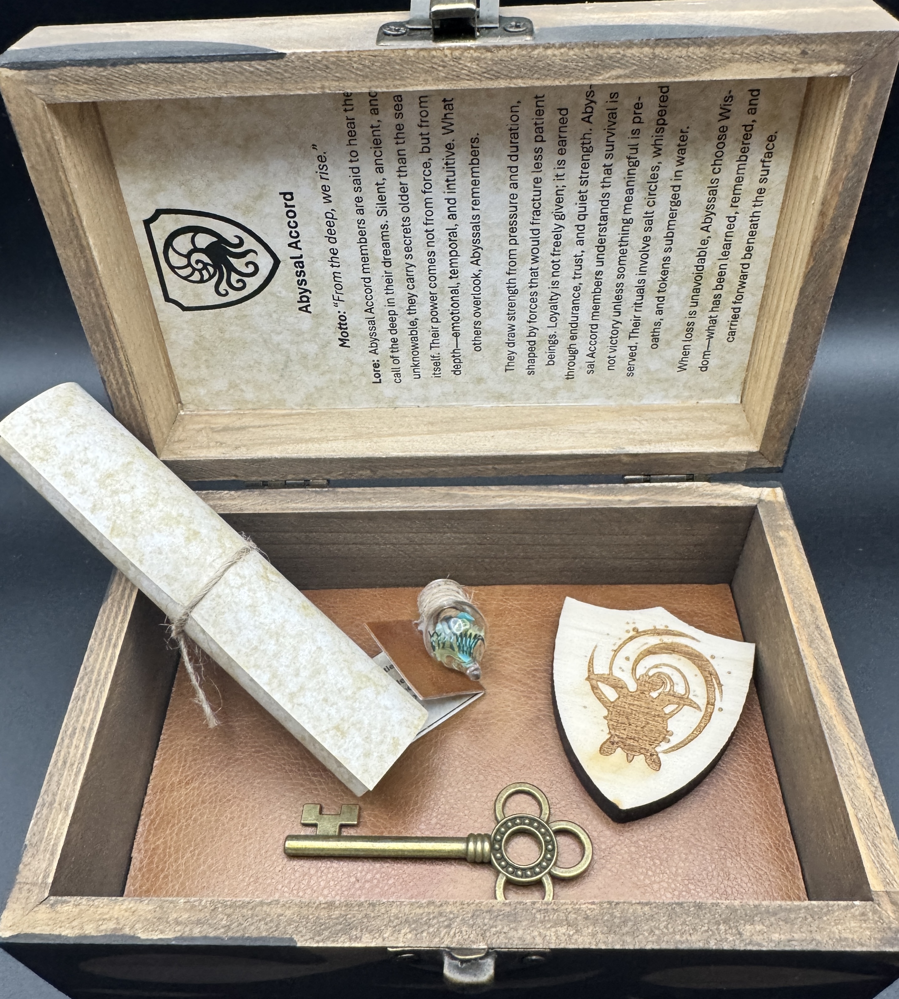 Familiar Bonding Box 