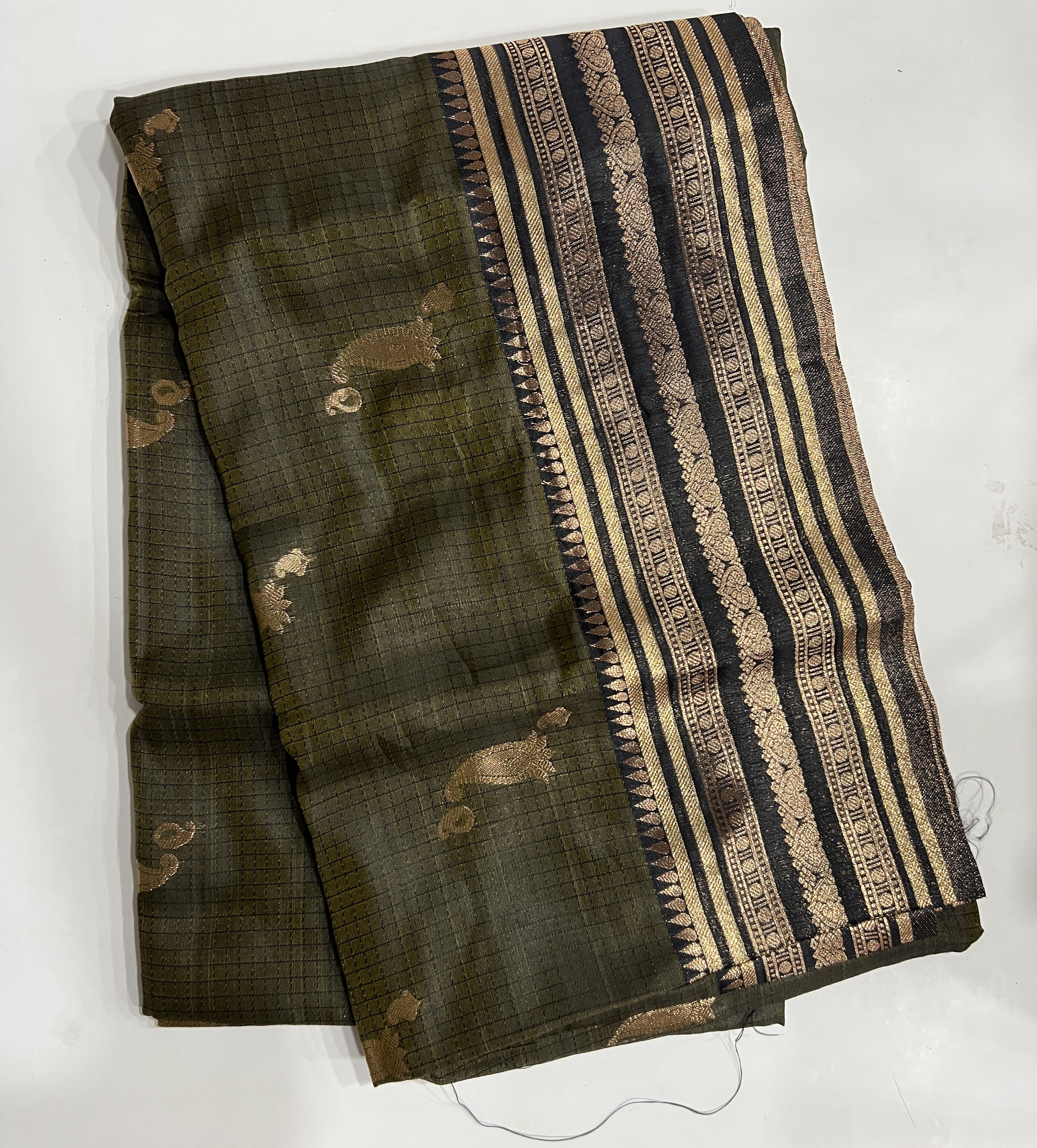 Elegant Vintage Pattu Saree