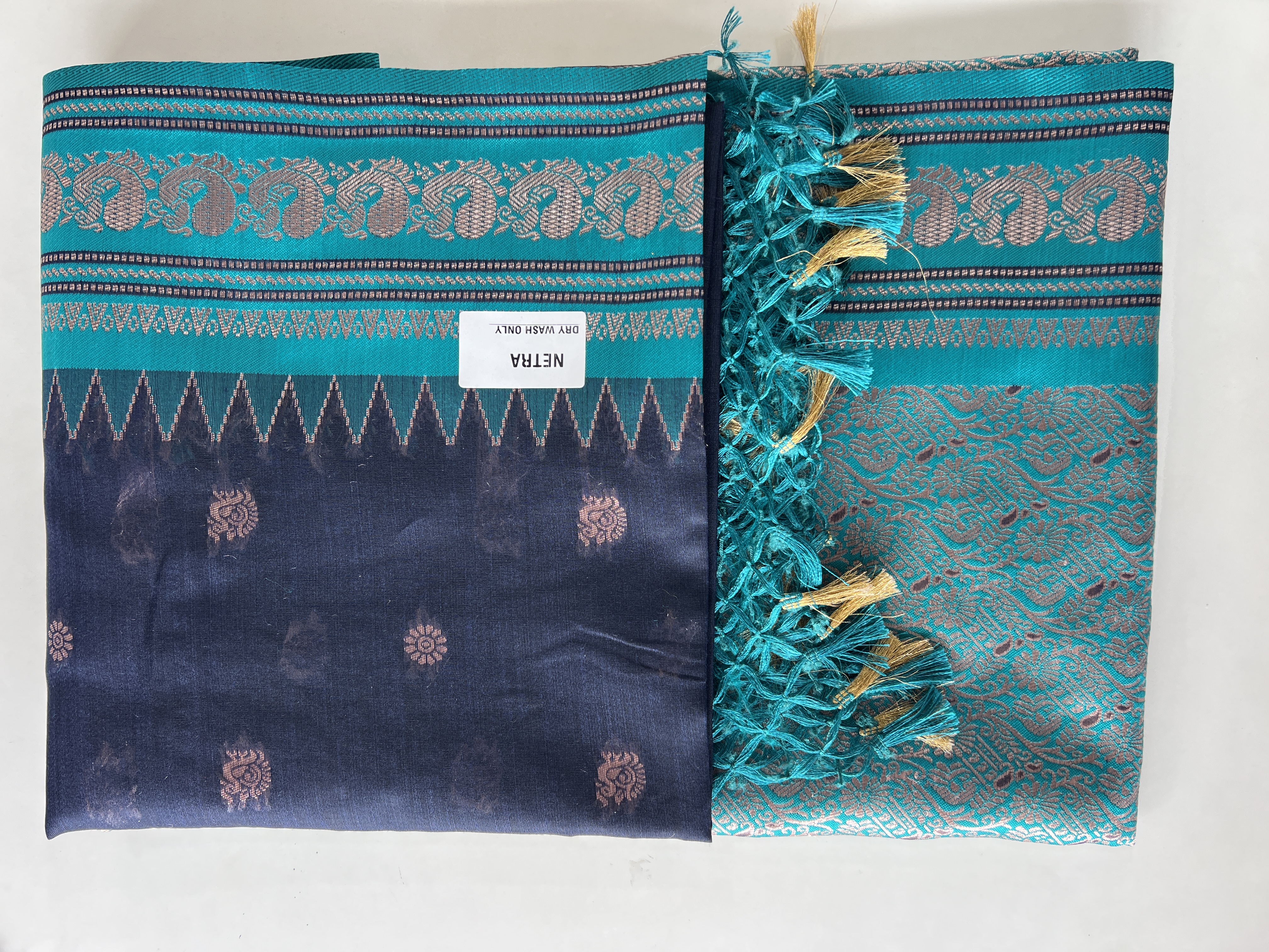 Traditional Handloom Saree with Temple Border
