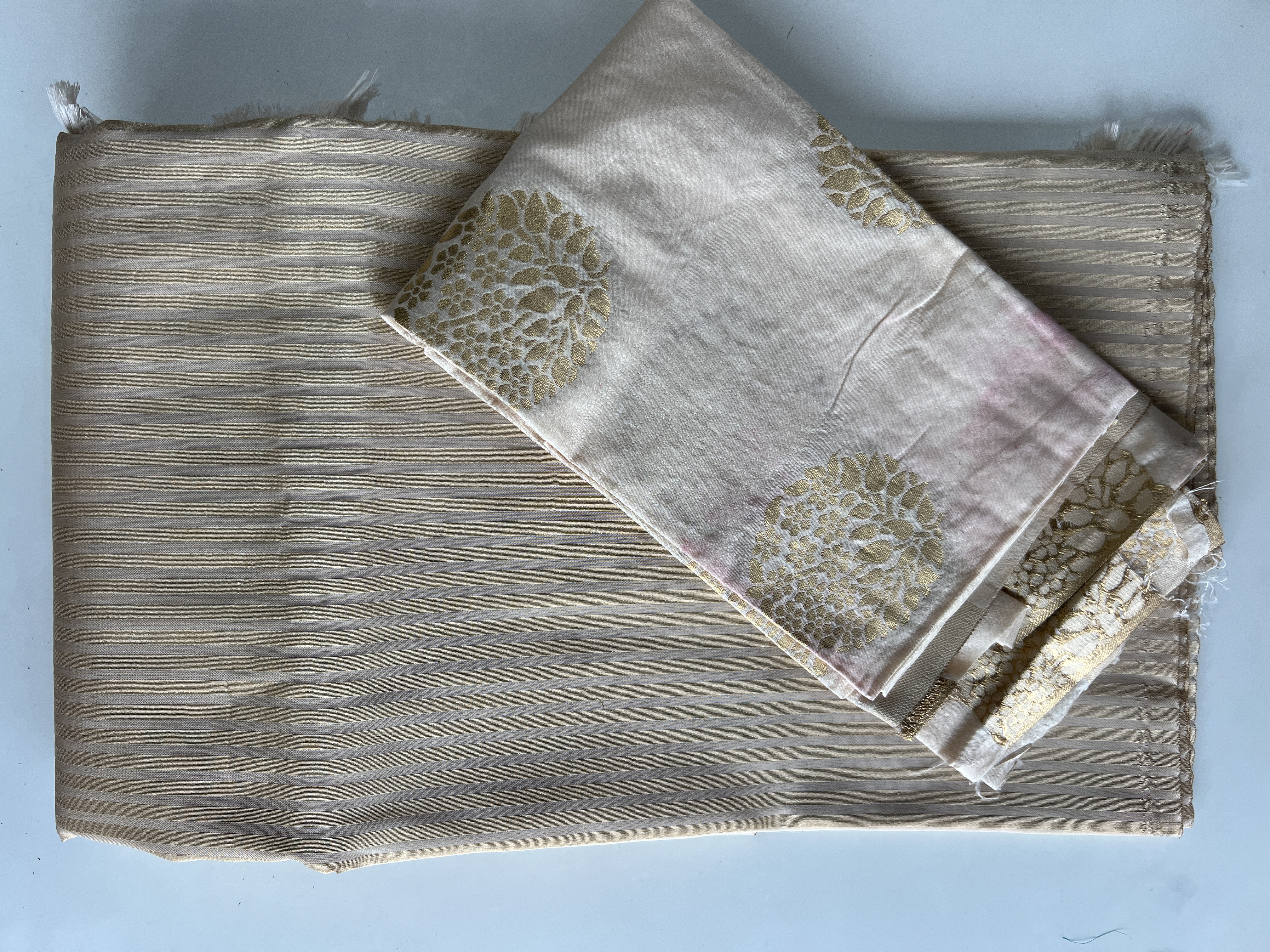 Elegant Stripped Silk Saree With Blouse