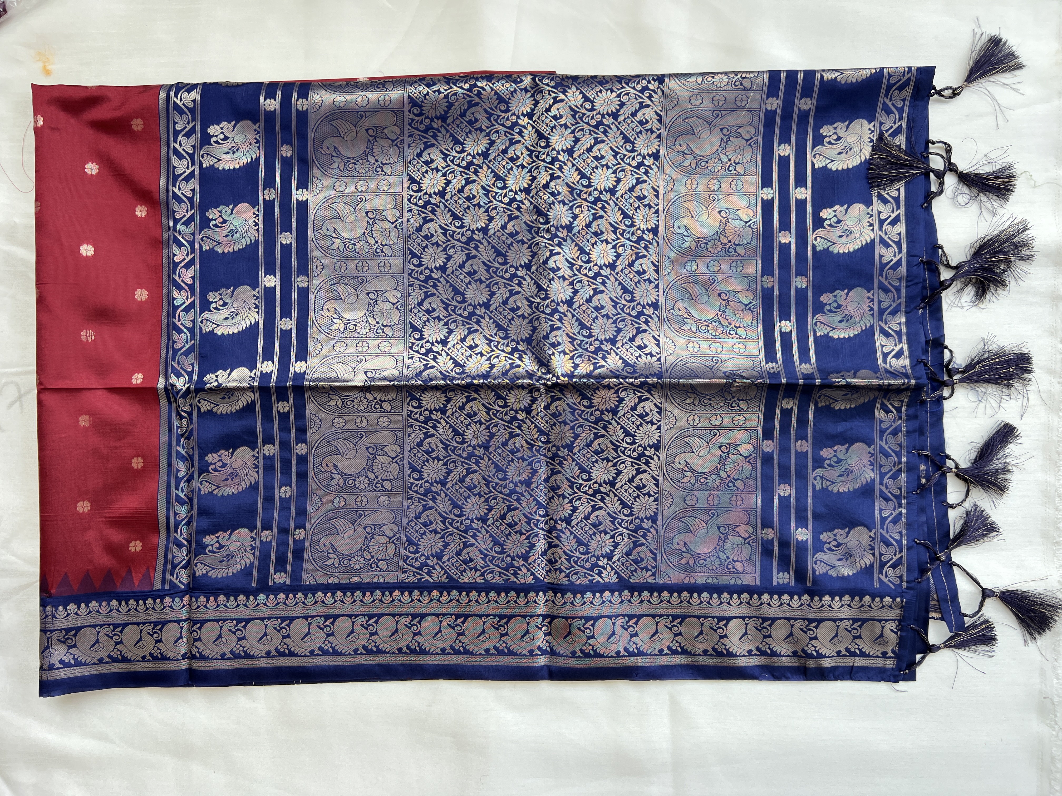 Green Vintage Gadwal Saree with Silver Zari Work