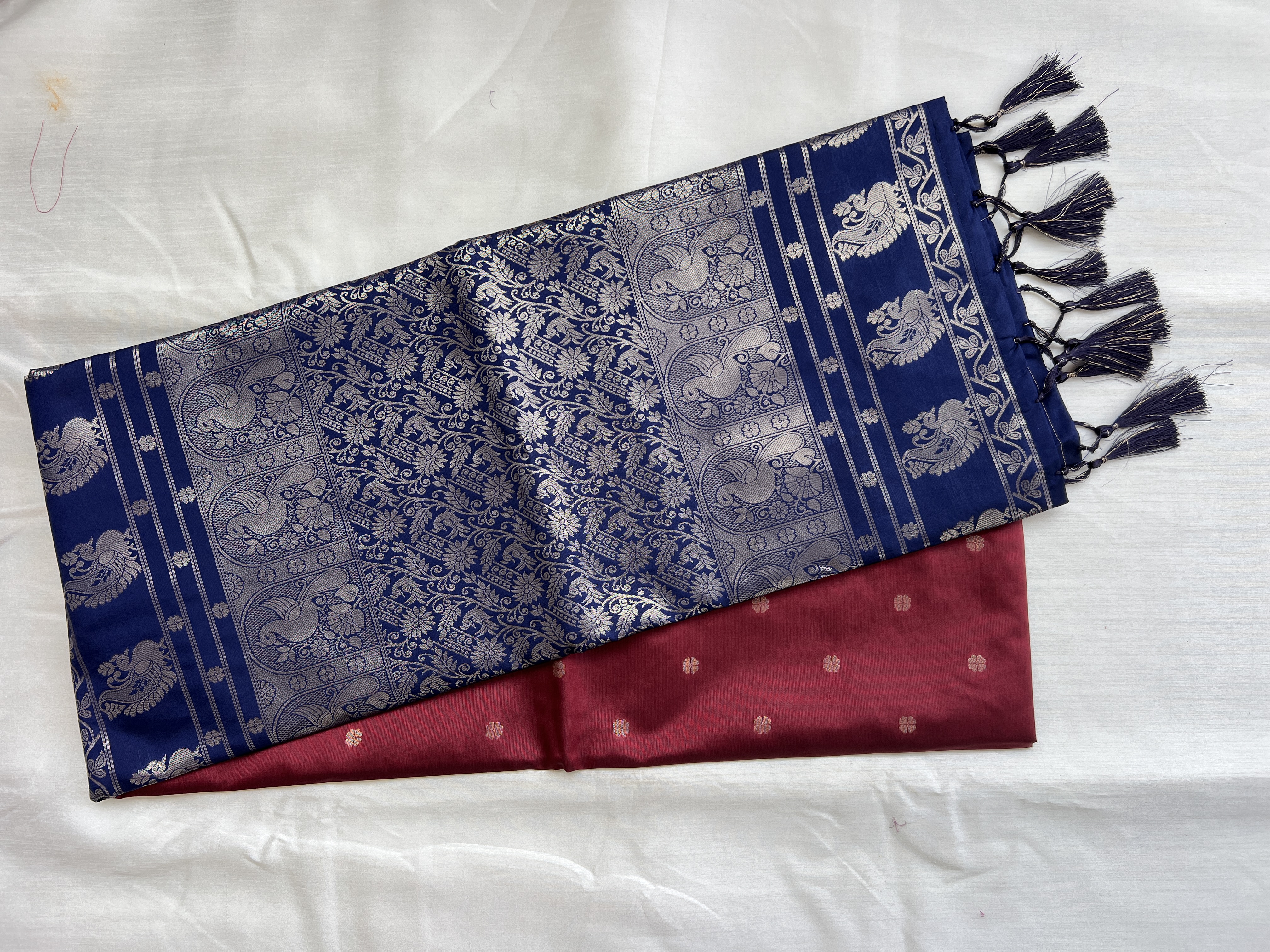 Green Vintage Gadwal Saree with Silver Zari Work
