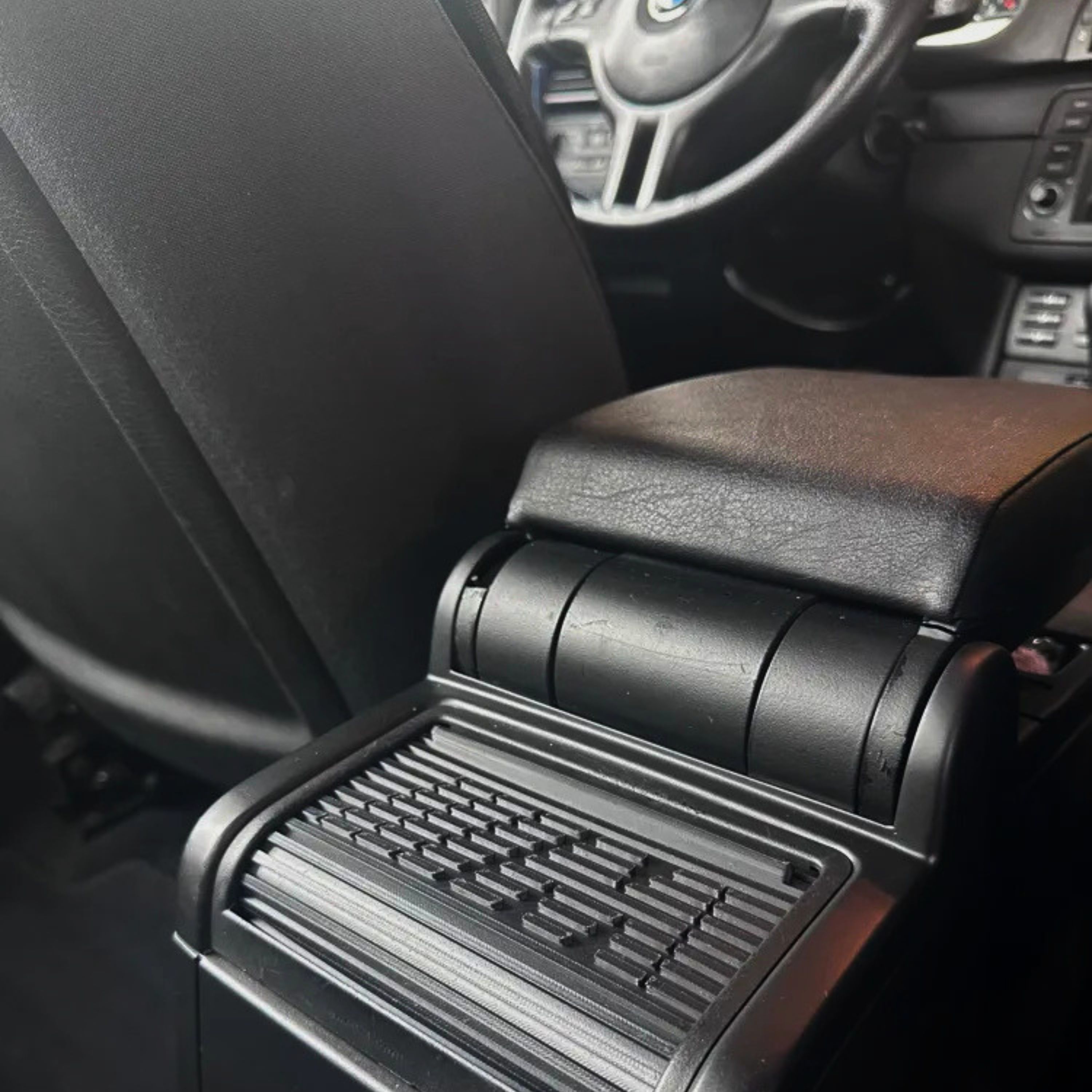 Aschenbecherabdeckung M-Sport - BMW E46