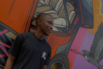 Black Kaizen tee