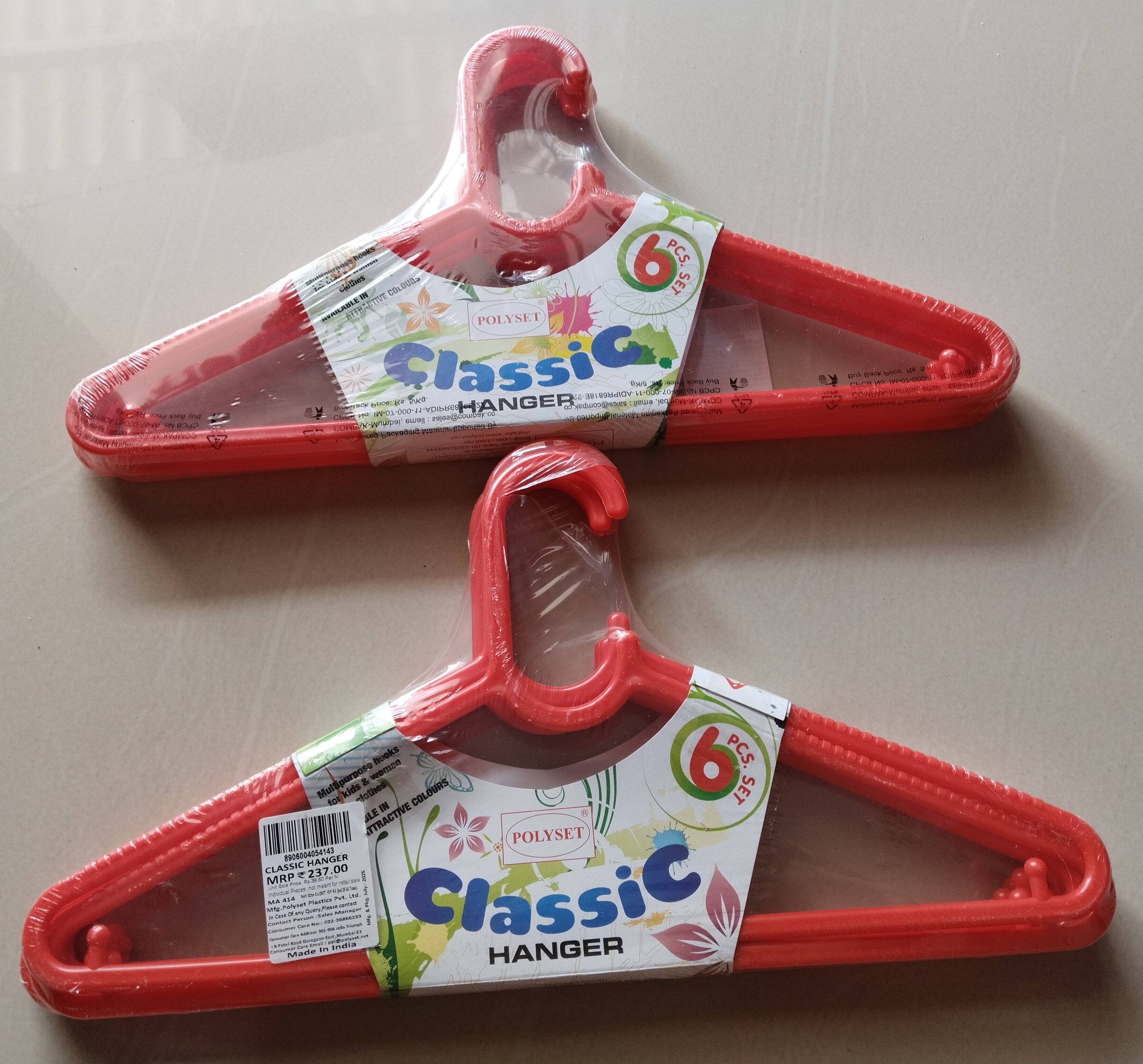 Polyset Plastic Hanger Set (Pack of 6)