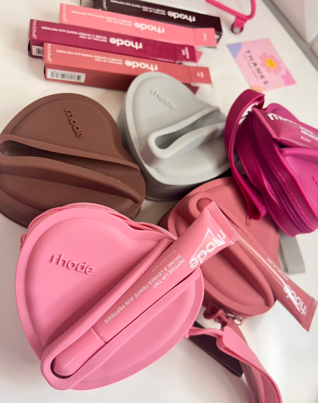 Cosmetiqueras más lipglos rhode