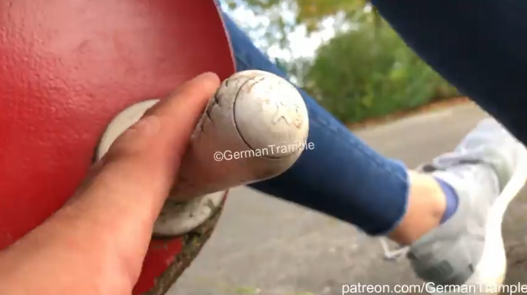 Hand Trample in the Park