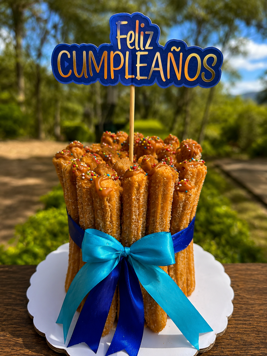 Pastel de 25 churros 