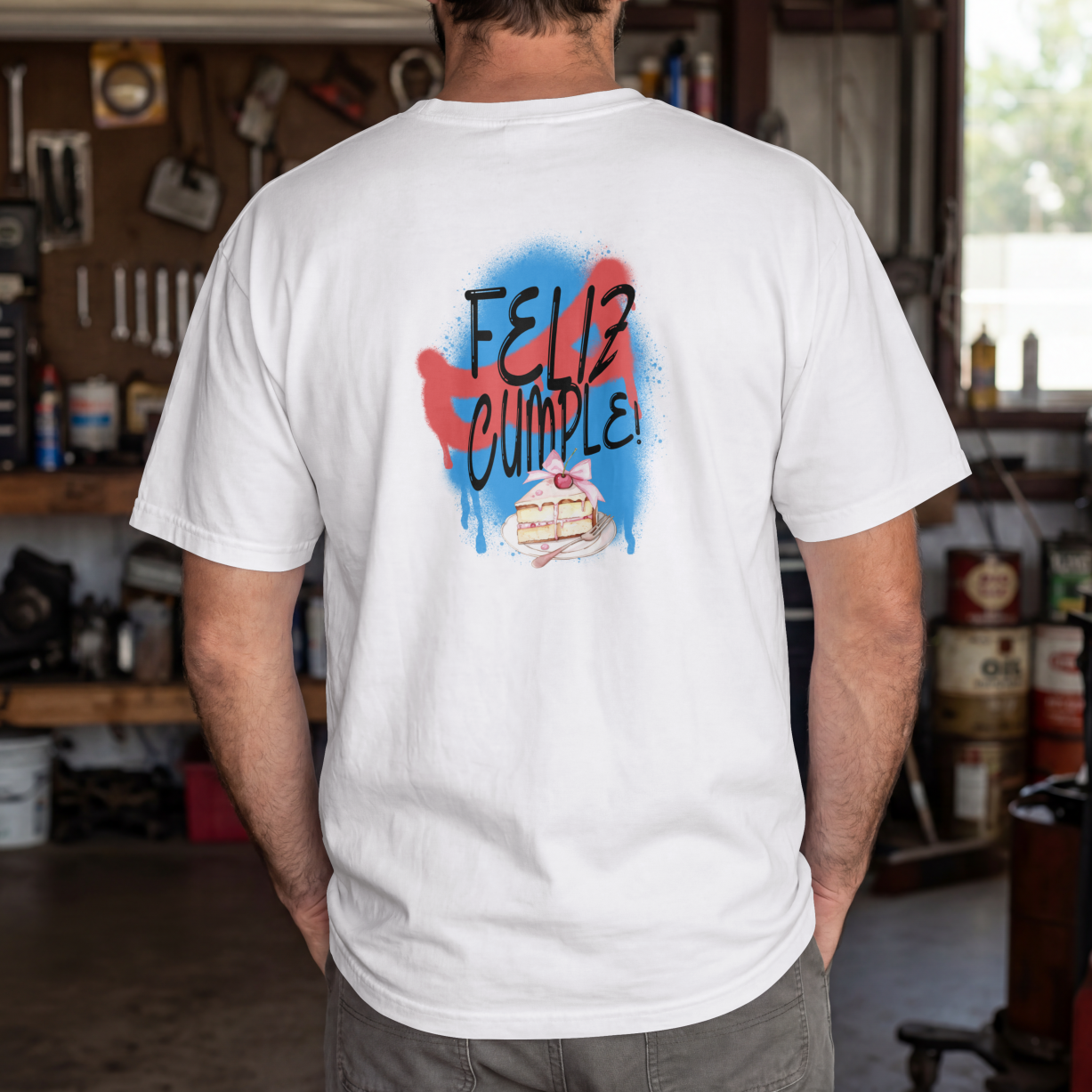 Playera para cumpleaños Oso Elegante y Graffiti