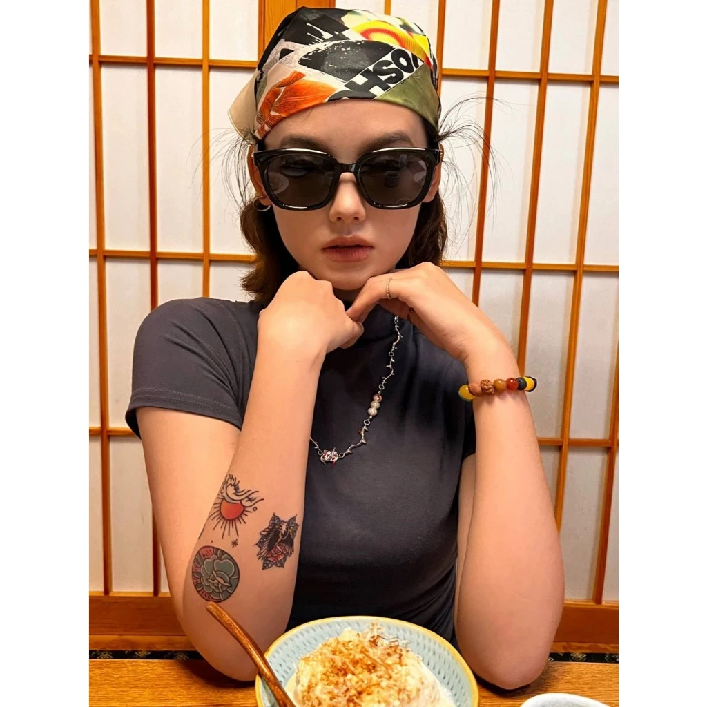 Oversized Cat-Eye Sunglasses