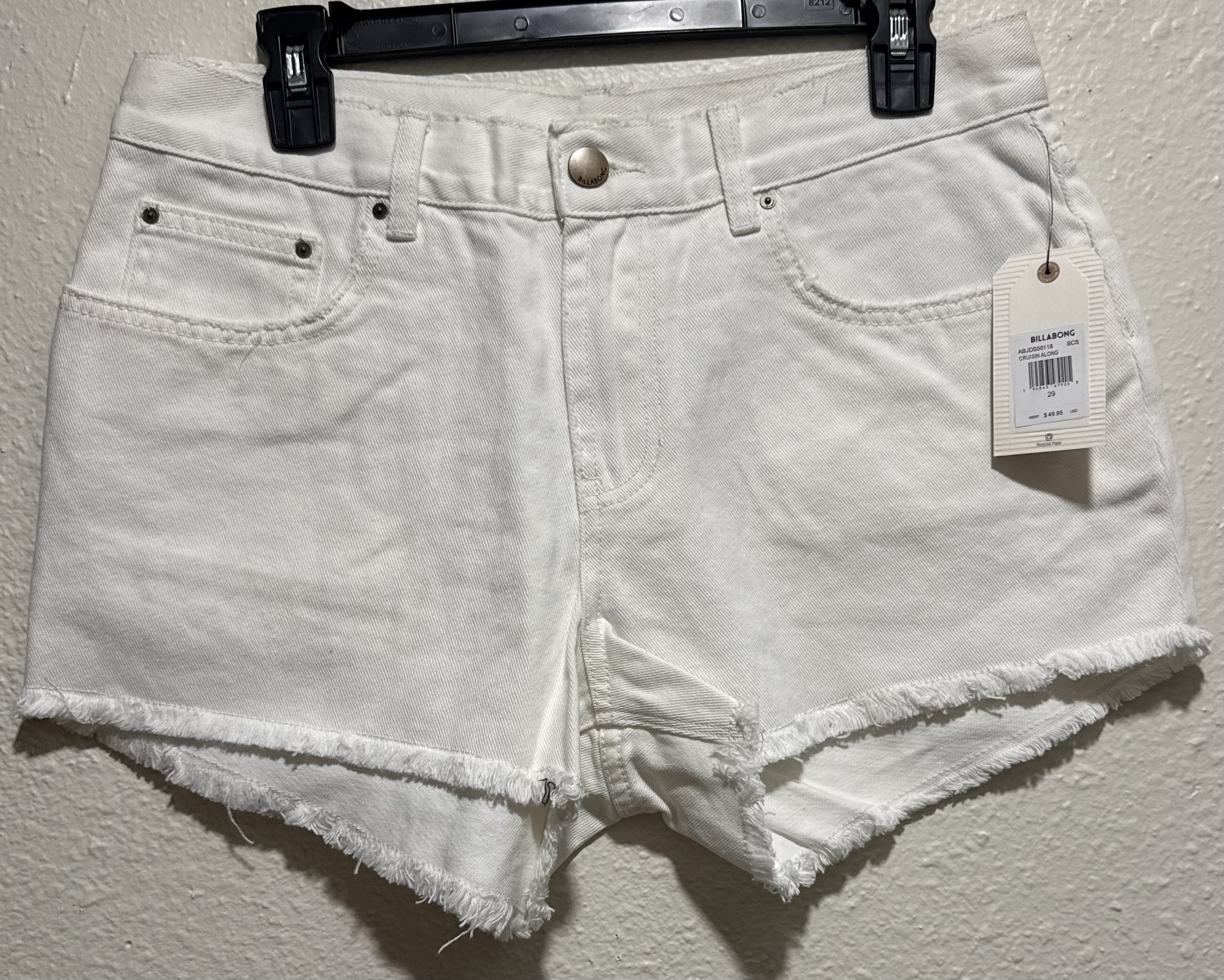 Women's Billabong Shorts (29)