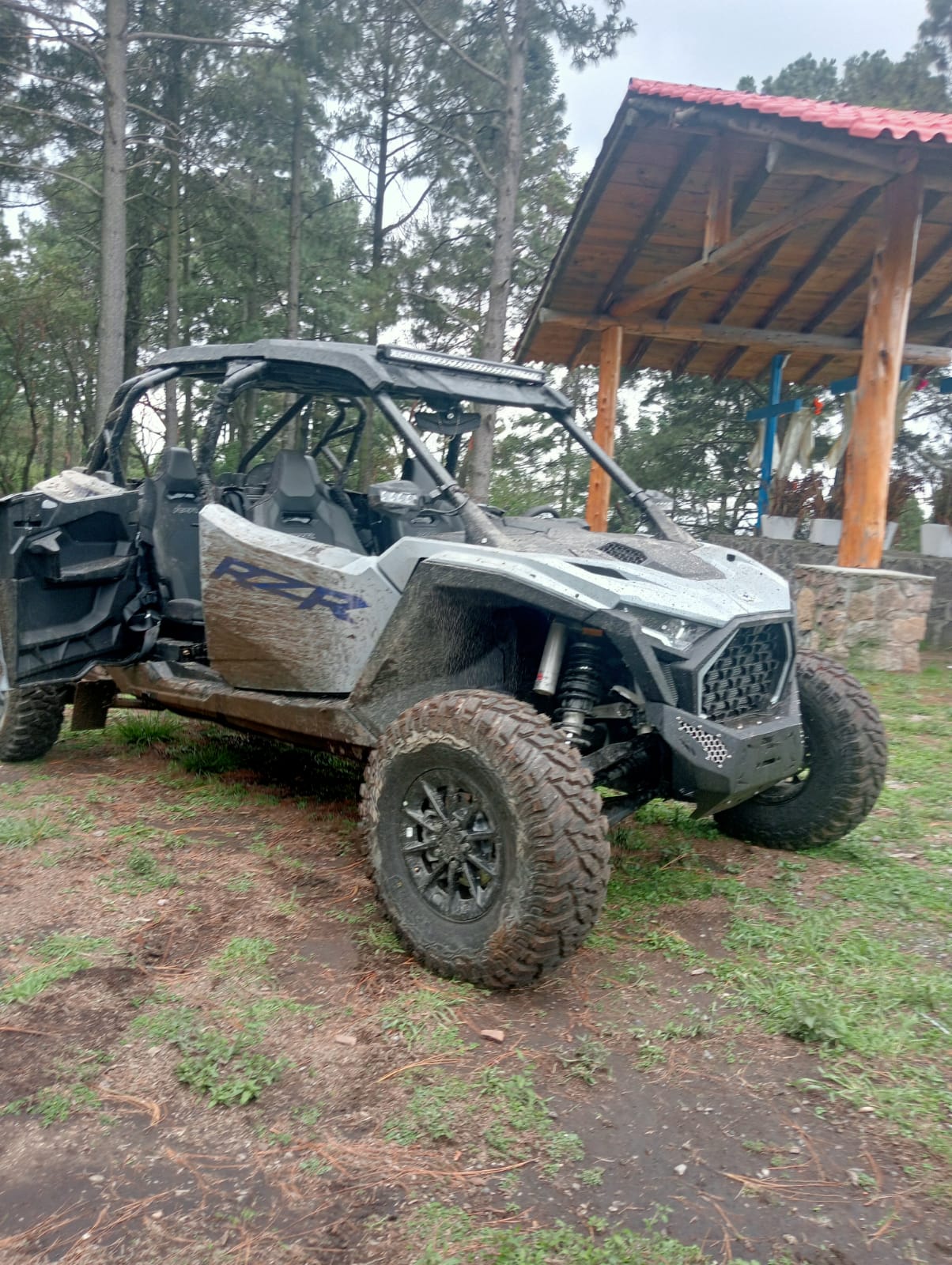 Ruta Extrema en Razer 4 Plazas