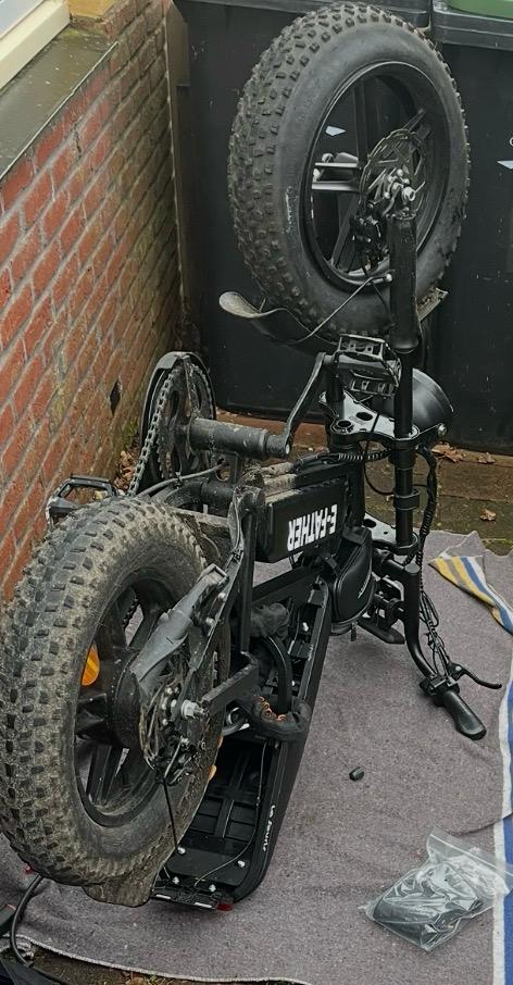 Mini fatbike repair of flat tires on the front and rear wheels