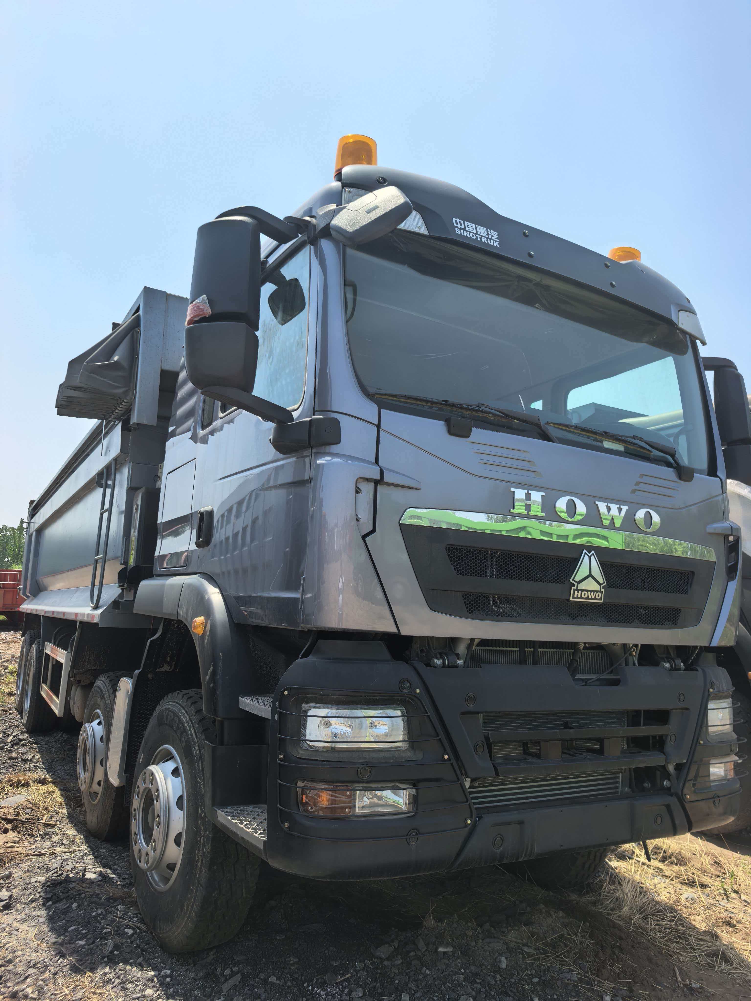 HOWO TX 8X4 Dump Truck
