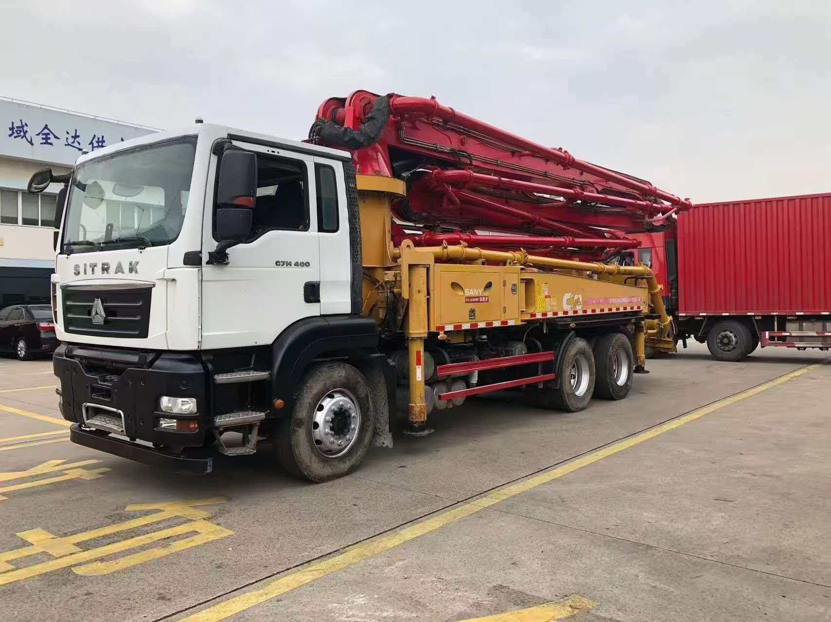 Sinotruk Howo, Sinotruk Shandeka. Sany superstructure. 42 meters.