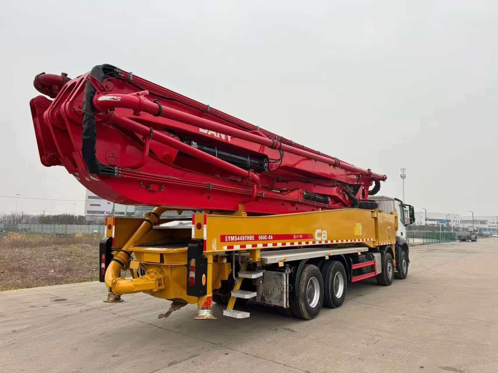 Sany 49-meter pump truck with Sinotruk chassis and Sany superstructure