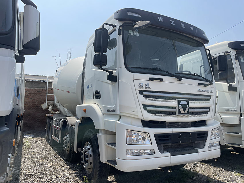 Concrete mixer truck