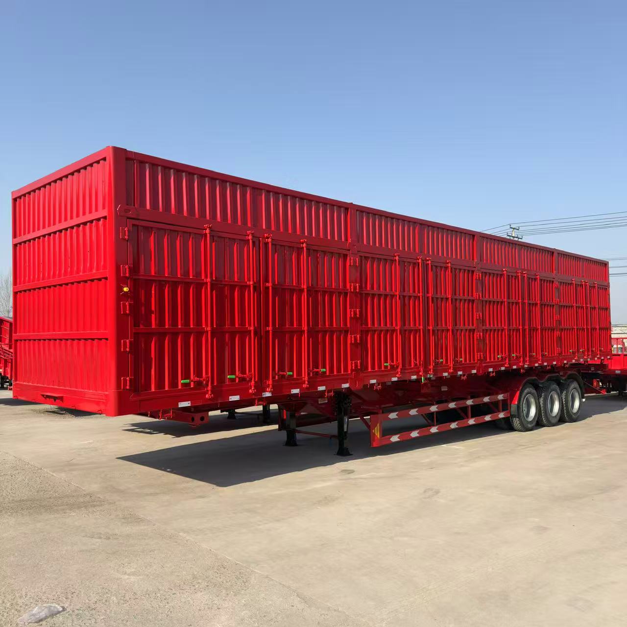 Box semi-trailer