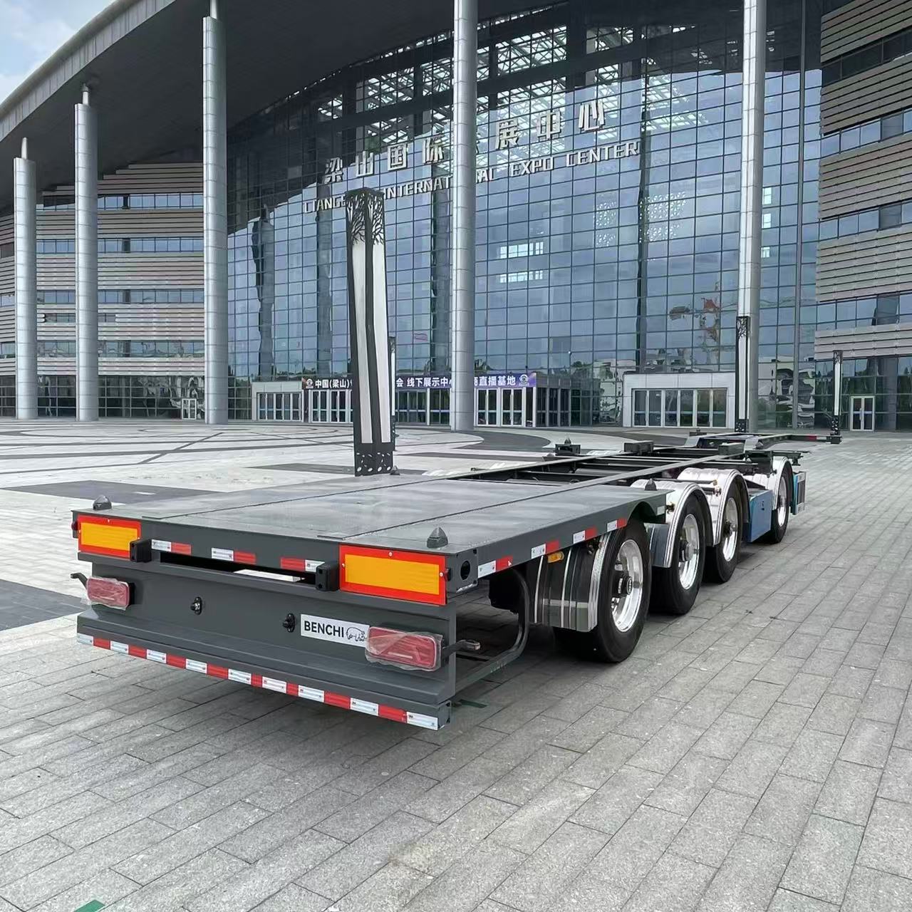 skeleton semi-trailer