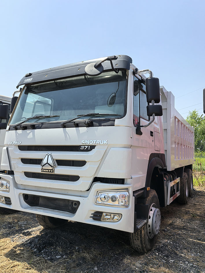 Howo 371 right-hand drive