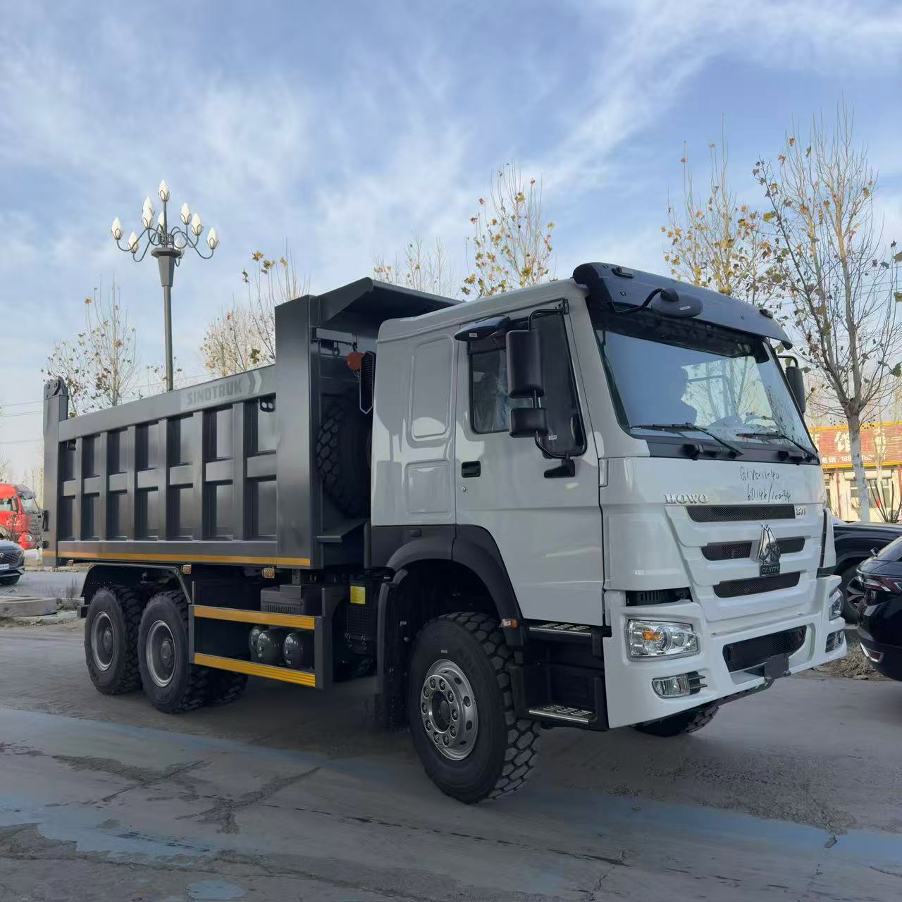 Howo 64 dump truck